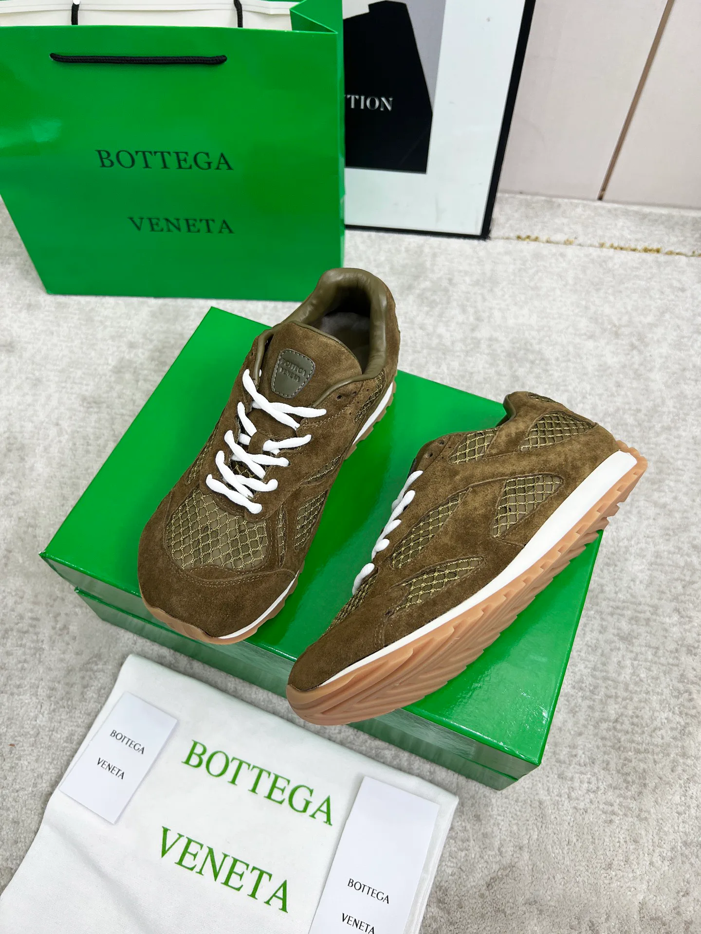Кроссовки Женские Bottega Veneta 11019195