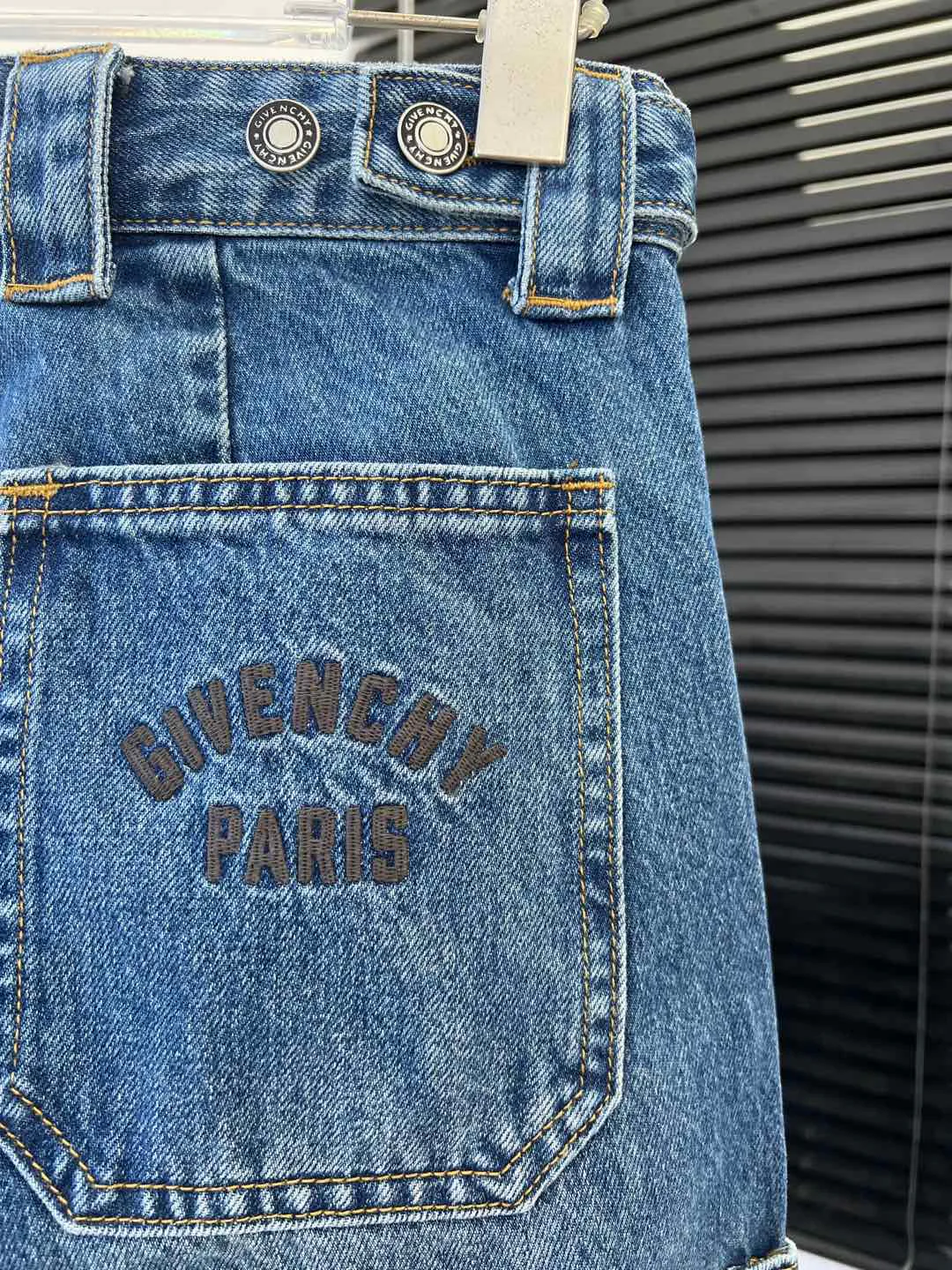 Брюки Женские Givenchy 9842781