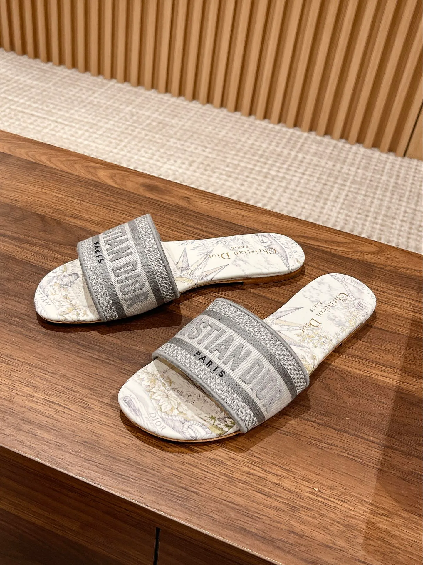 Шлепанцы Женские Christian Dior 11600062