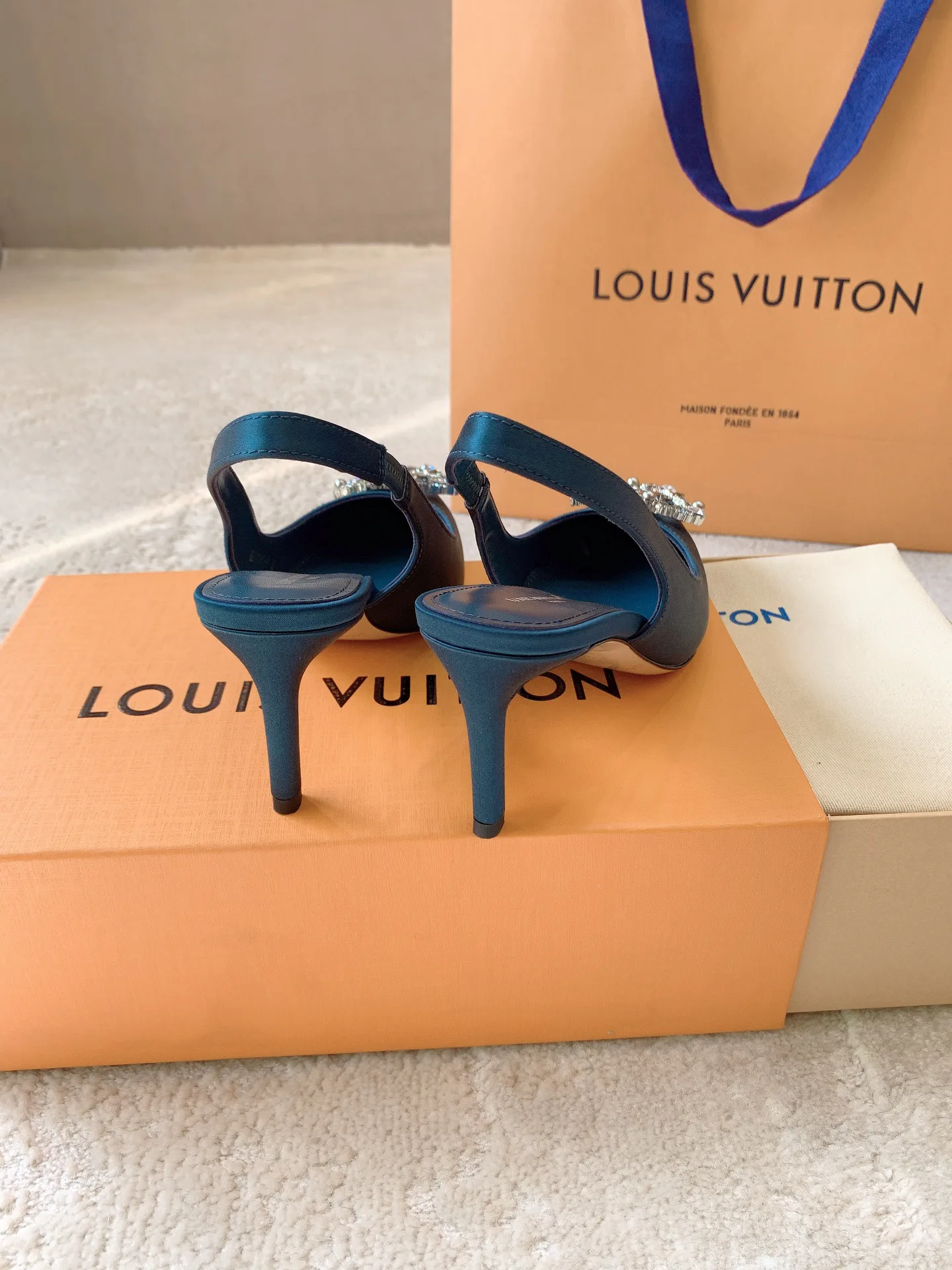 Туфли Женские Louis Vuitton 1834536