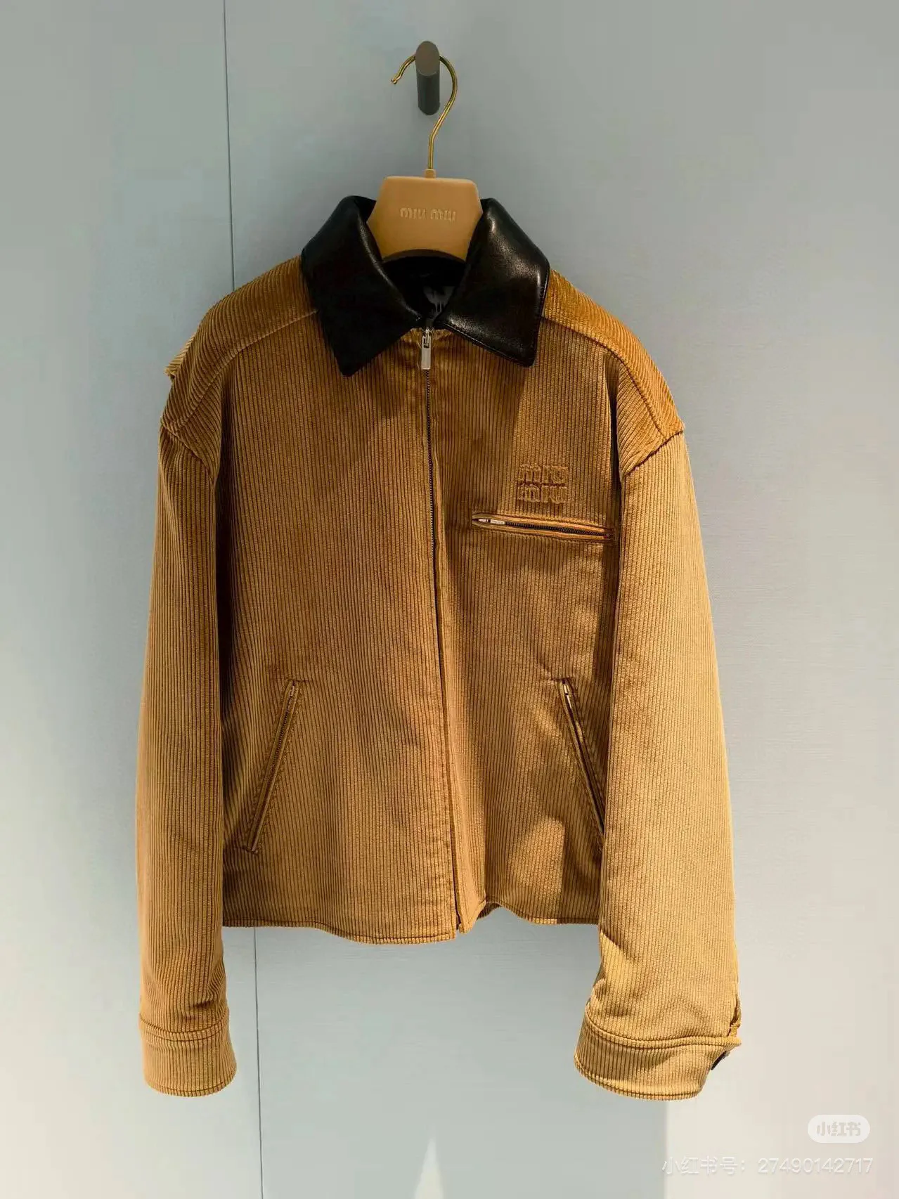 Куртки И Пуховики Женские Miu Miu 18921385