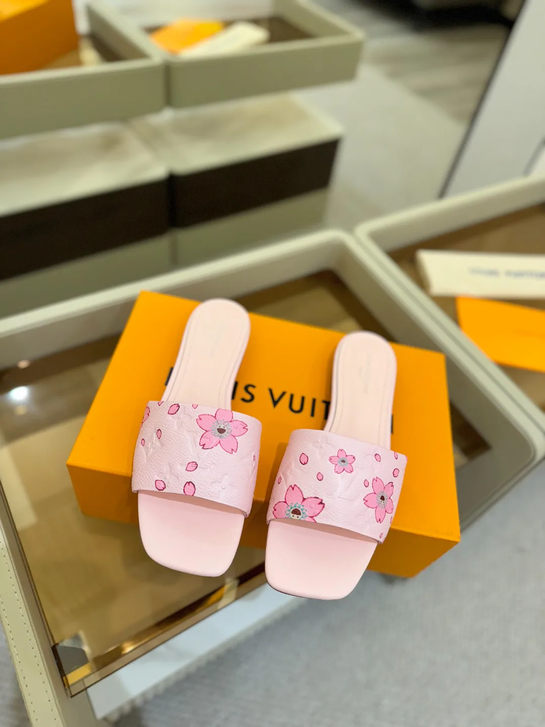 Сандалии Женские Louis Vuitton 9865384