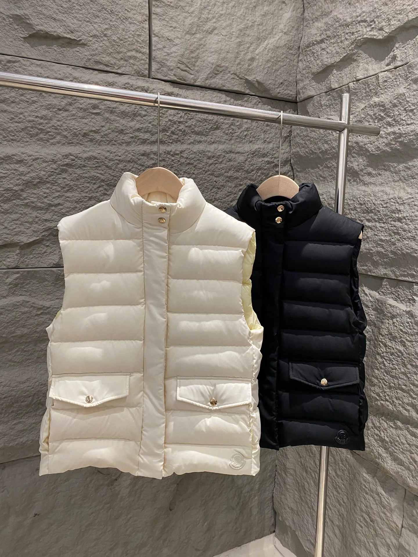 Жилеты Женские Moncler 18326253