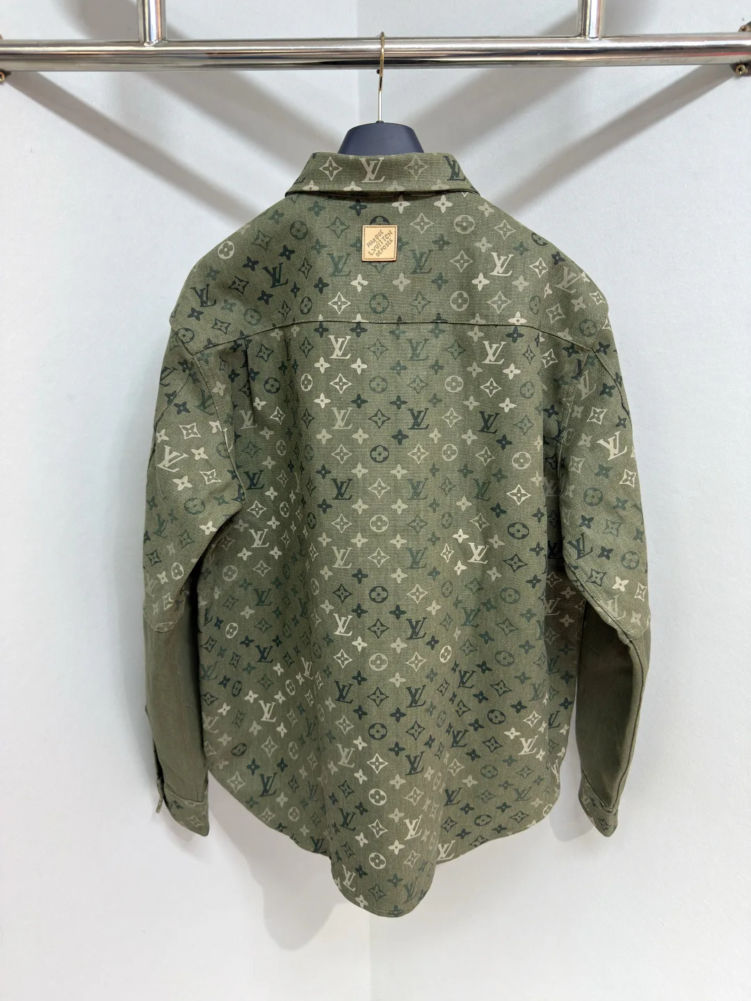 Куртки И Пуховики Мужские Louis Vuitton 917484