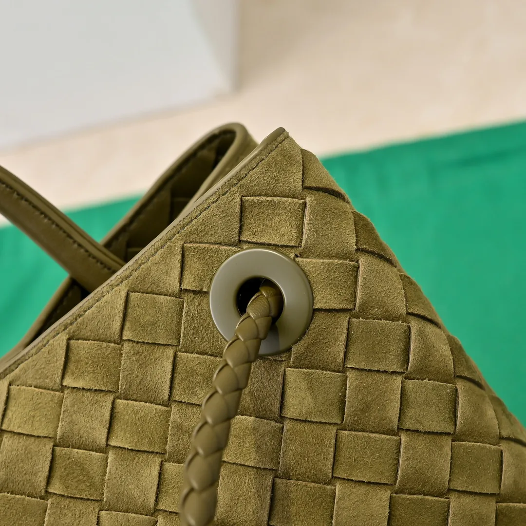 Классические Сумки Женские Bottega Veneta 11669034