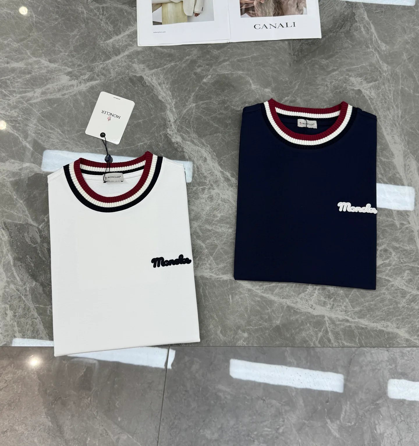 Футболки Женские Moncler 12702047