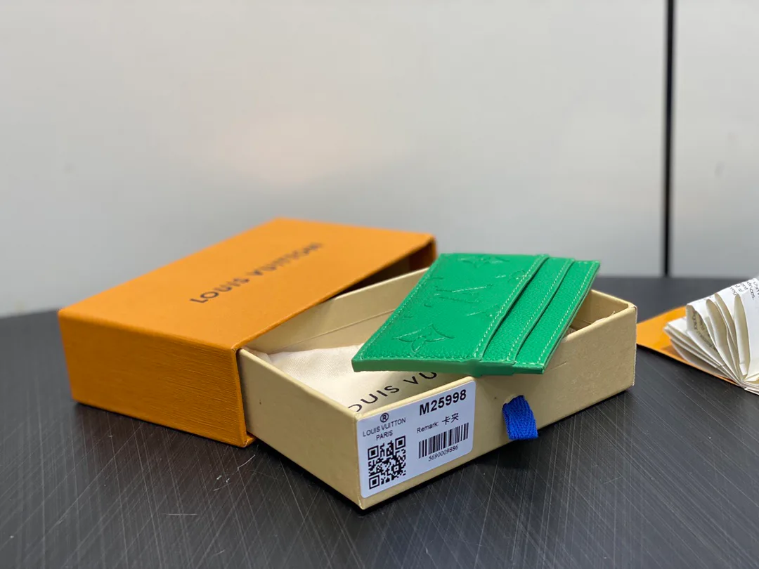 Визитницы Louis Vuitton 111908