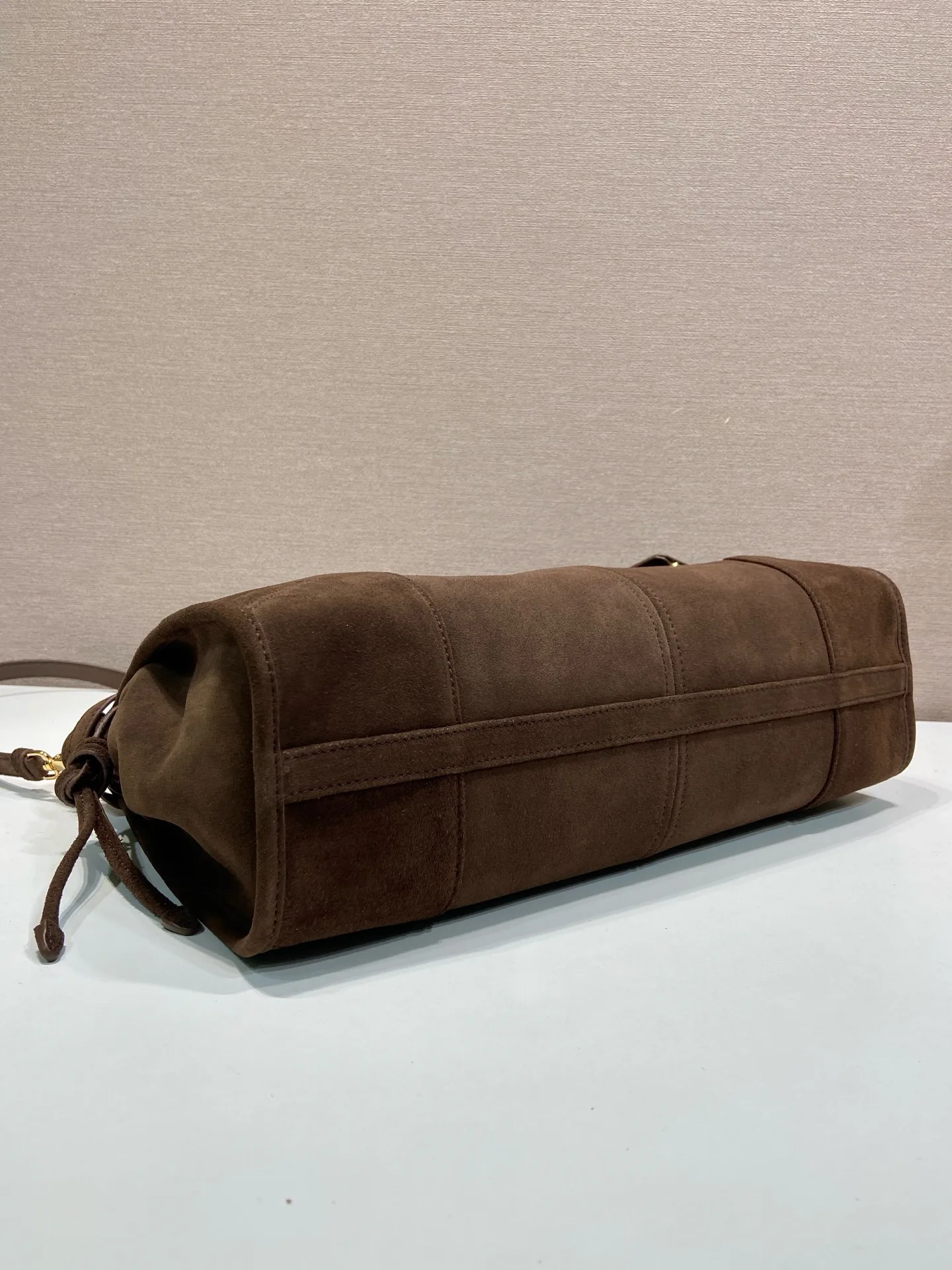 Классические Сумки Женские Prada 18237654