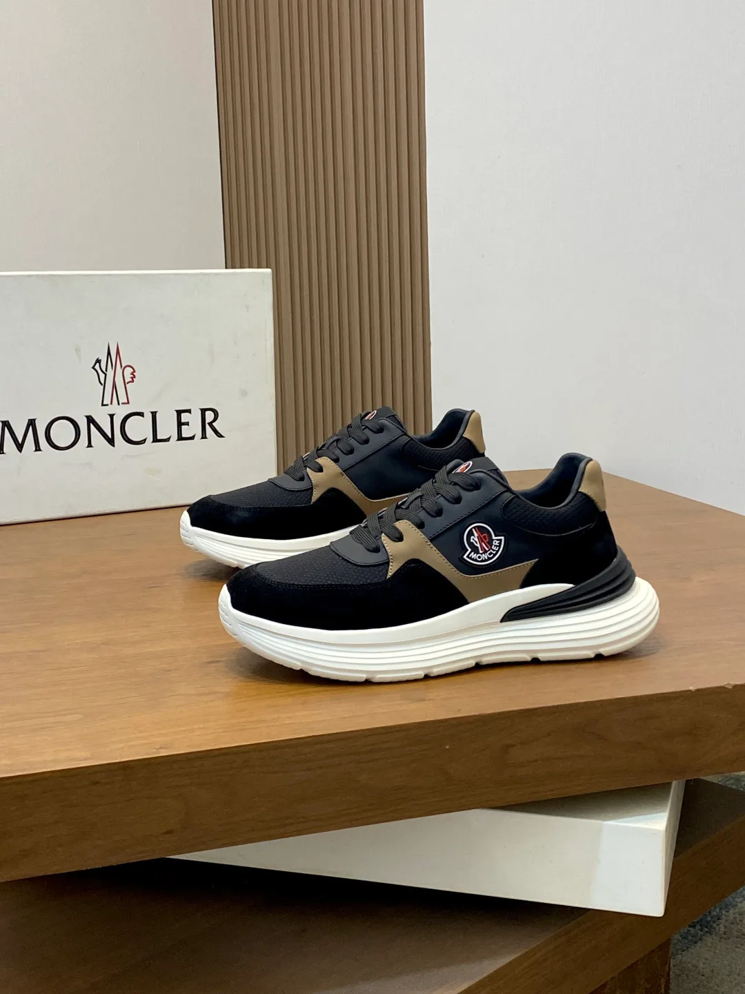 Кроссовки Мужские Moncler 11917376