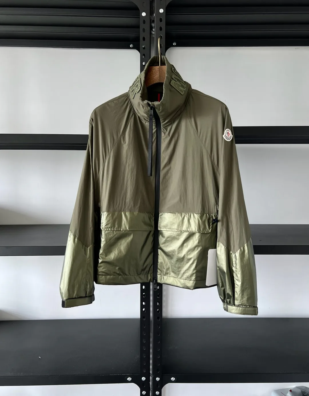 Куртки И Пуховики Женские Moncler 11427074