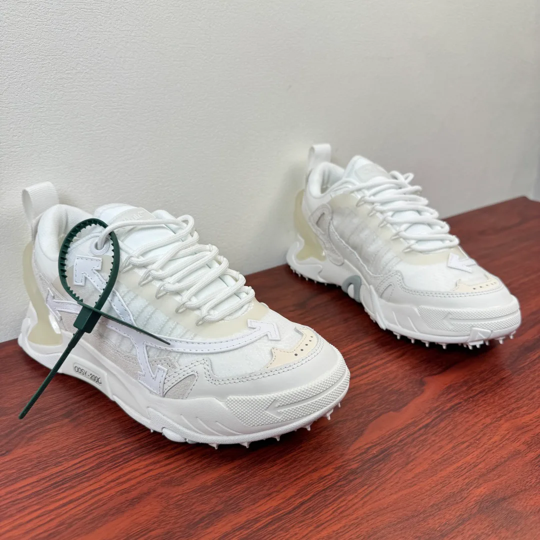 Кроссовки Женские Off-White 13136121