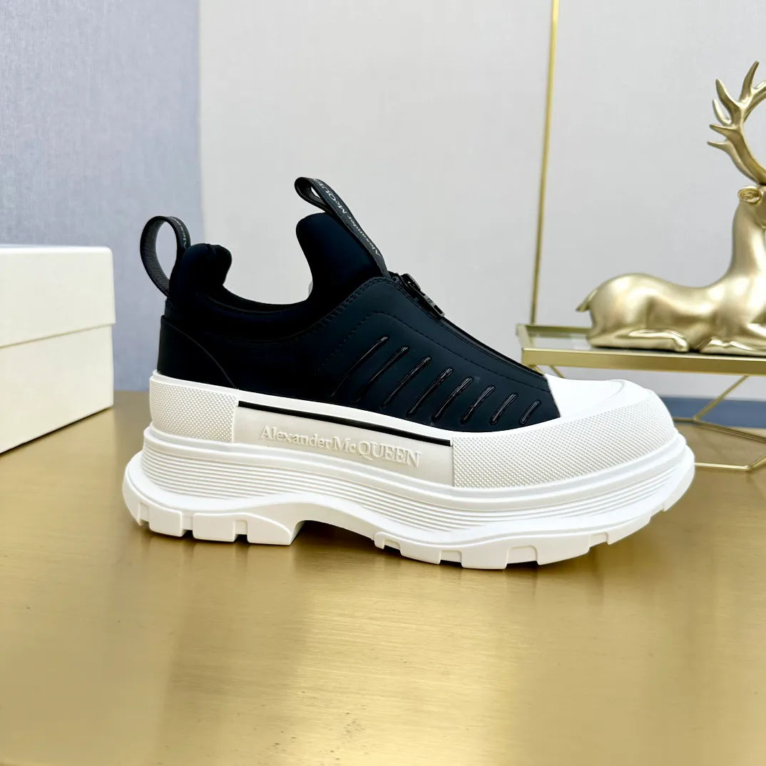 Кроссовки Женские Alexander Mcqueen 18397476