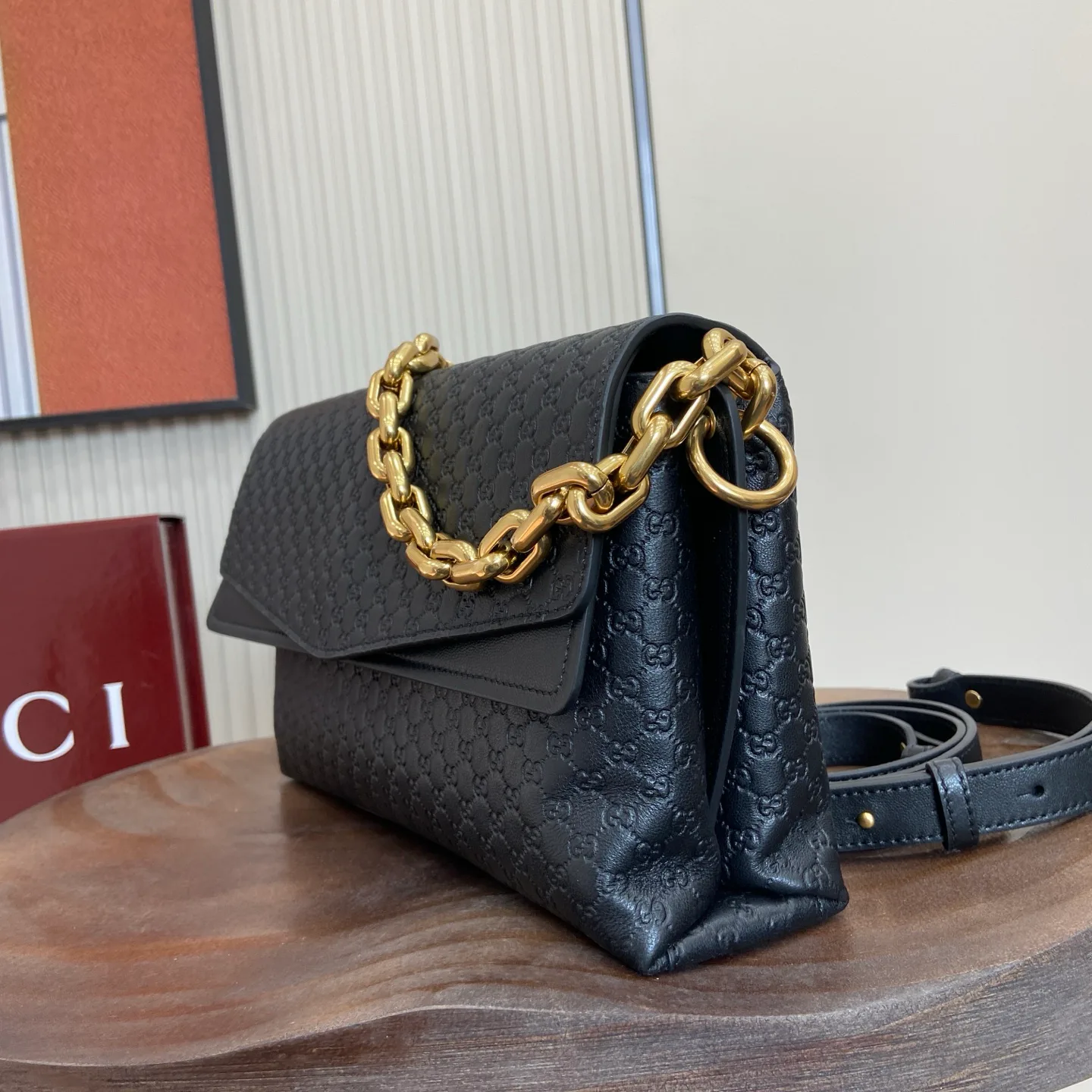 Классические Сумки Женские Gucci 11488259