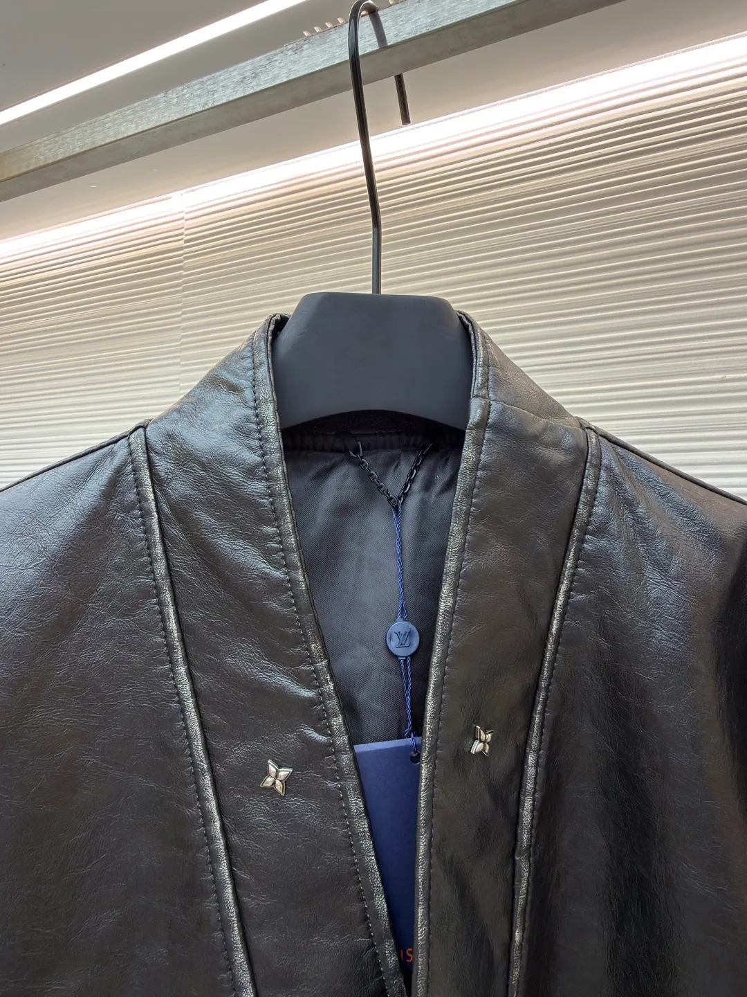 Кожаные Куртки И Дублёнки Мужские Louis Vuitton 1798471