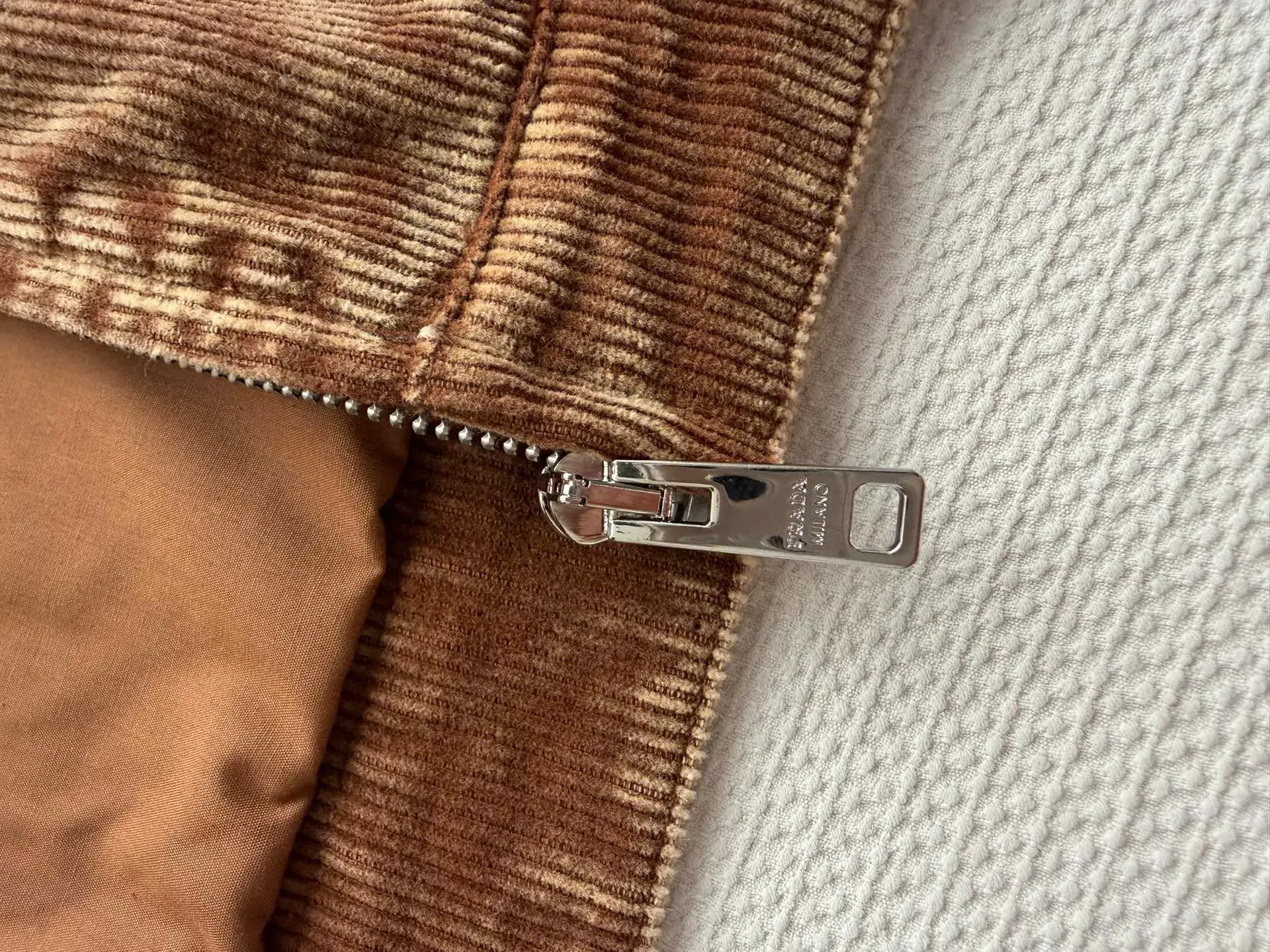 Куртки И Пуховики Женские Prada 2242953