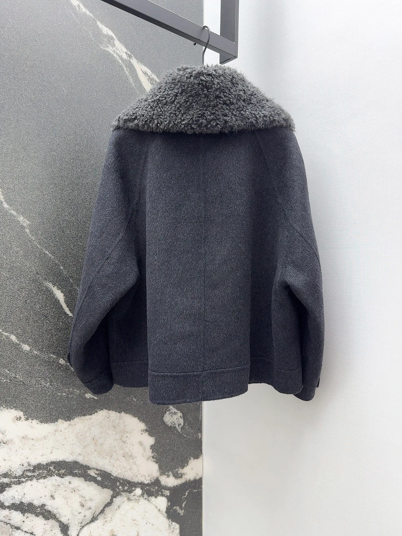 Куртки И Пуховики Женские Max Mara 1180501