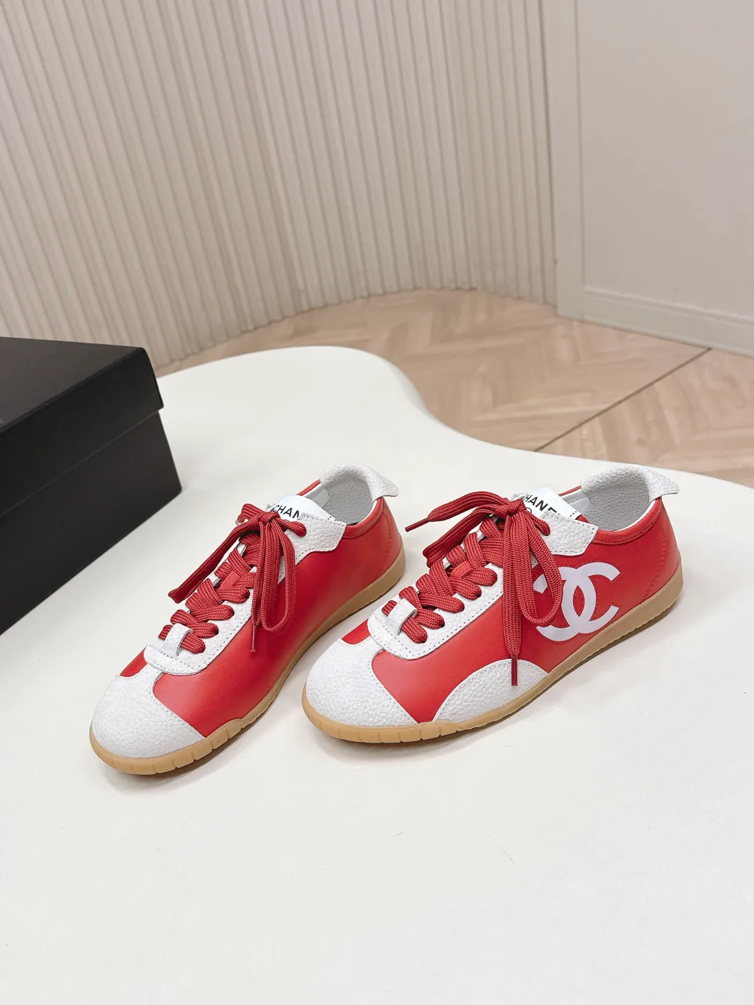 Кроссовки Женские Chanel 11576034