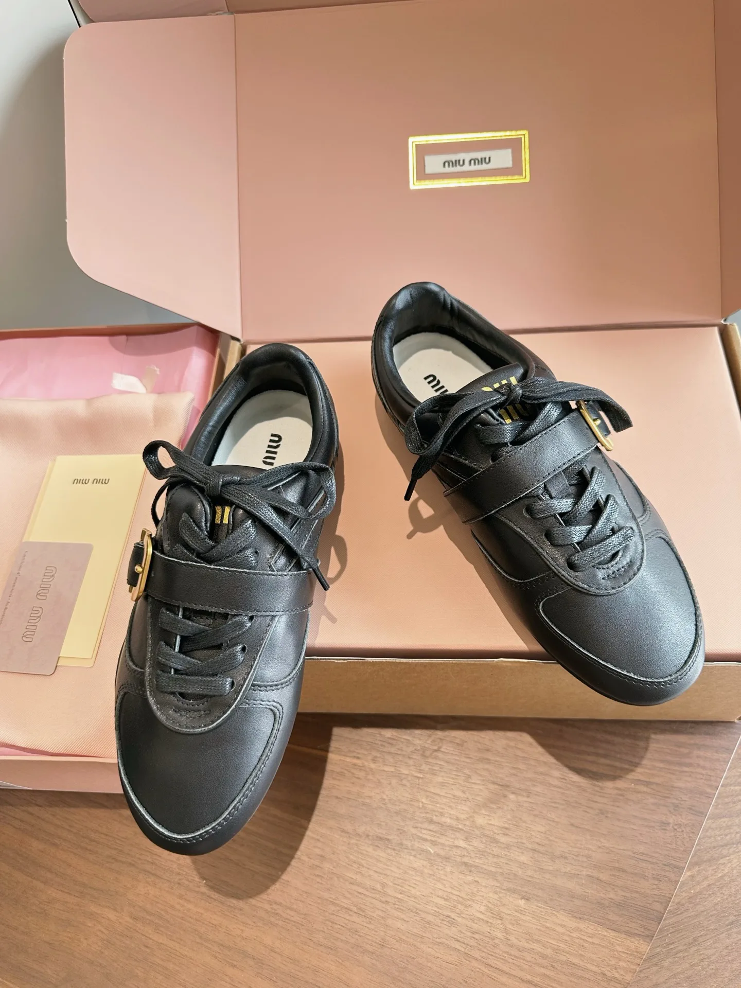 Кроссовки Женские Miu Miu 18444007