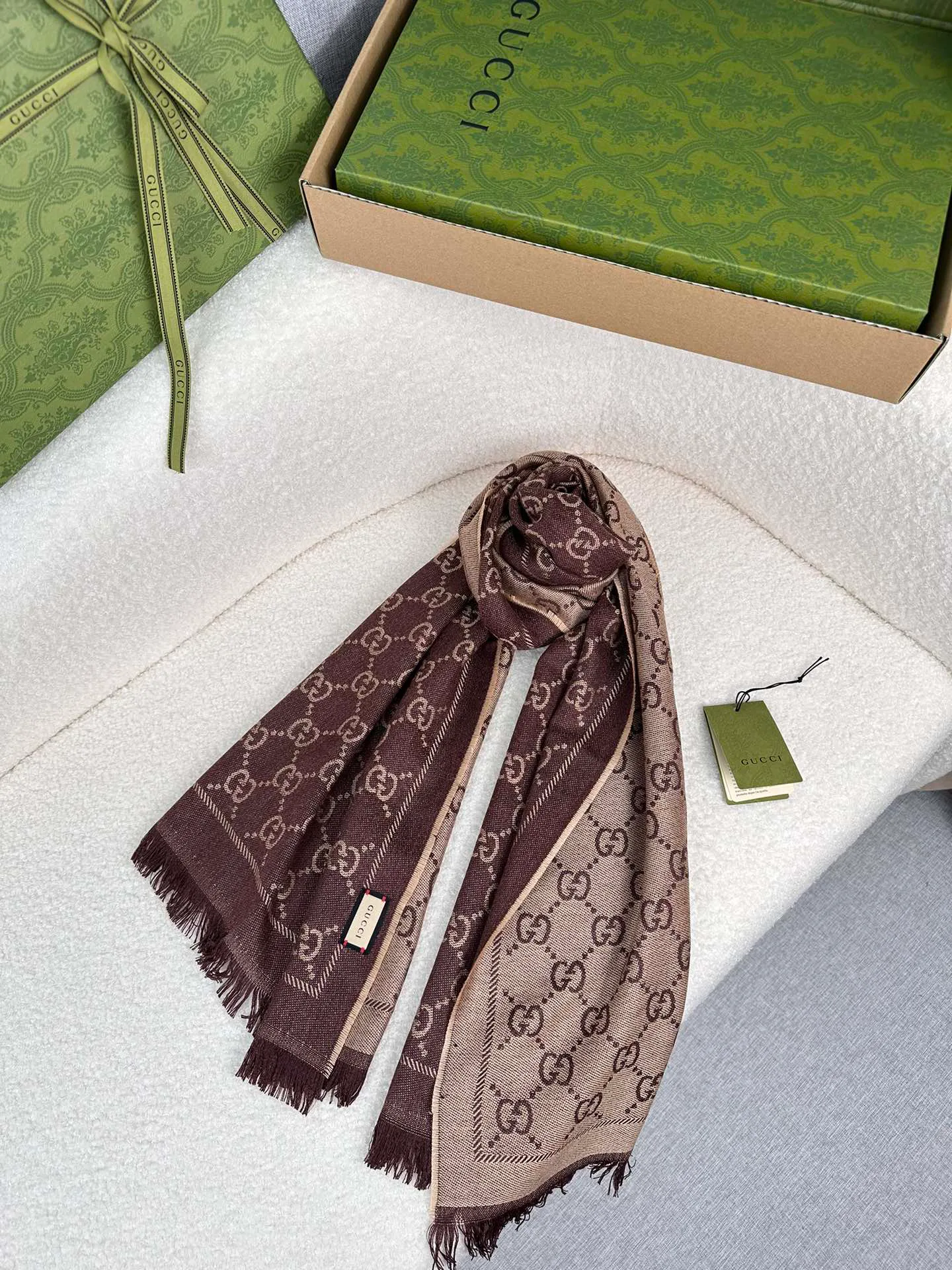 Шарфы Gucci 752749