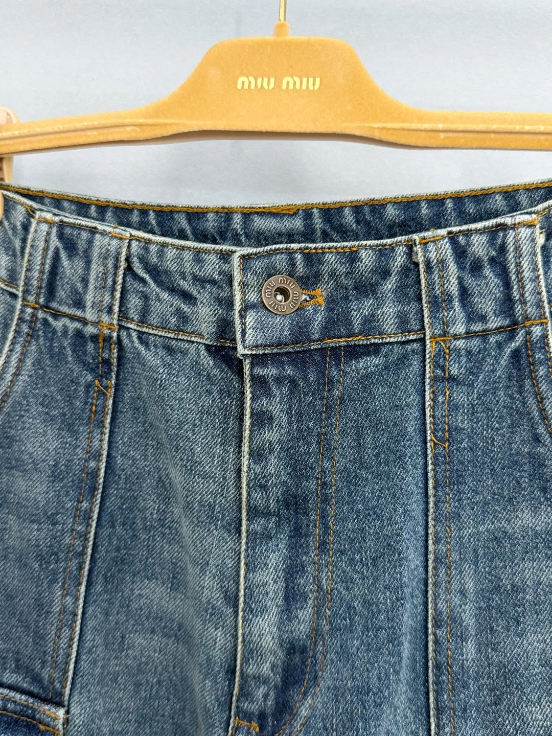 Джинсы Женские Miu Miu 10433258