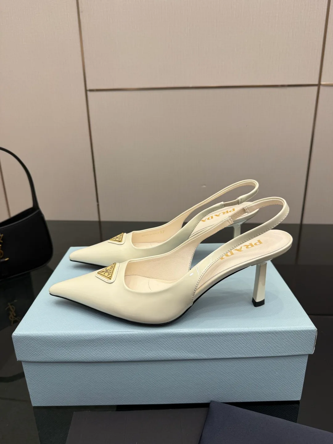 Туфли Женские Prada 11578981