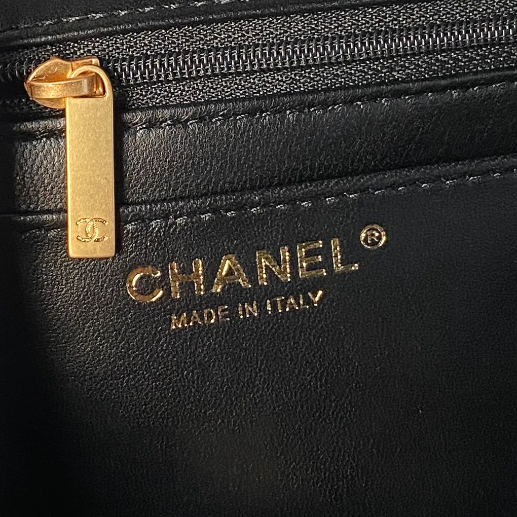 Классические Сумки Женские Chanel 18207737