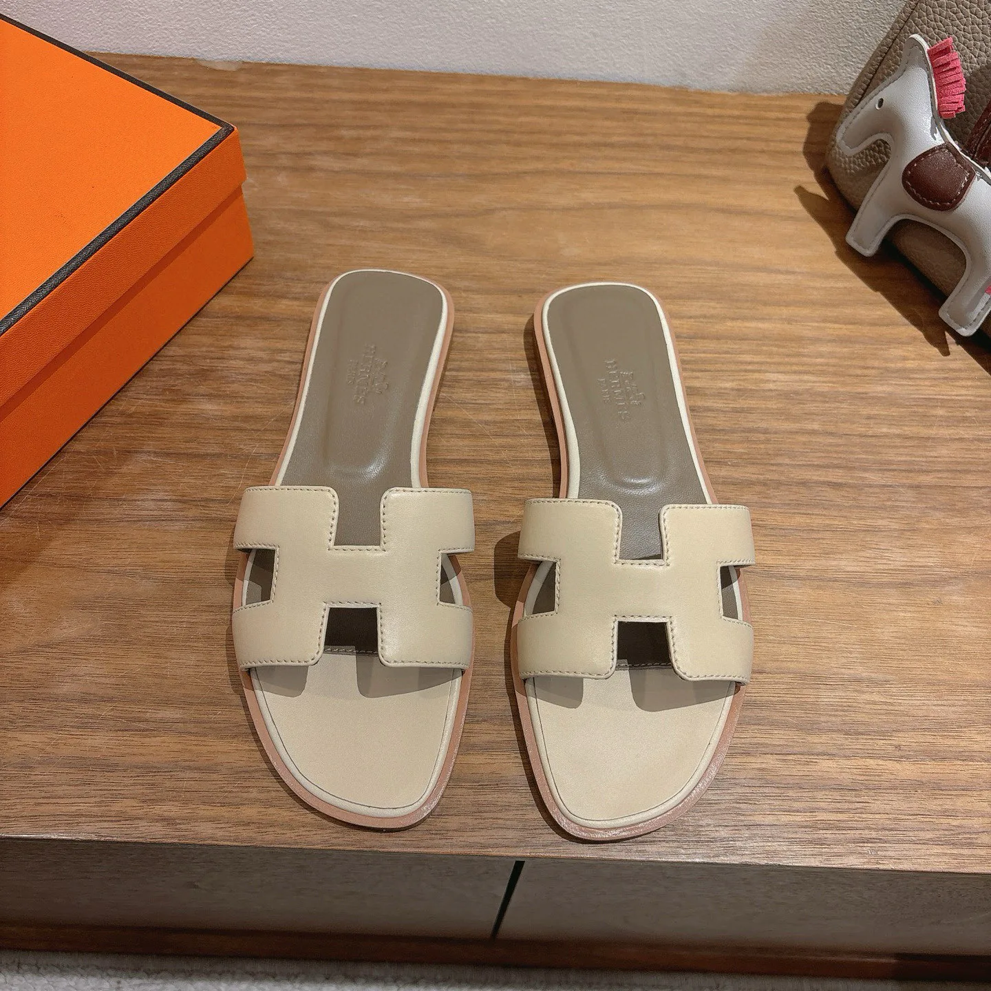 Шлепанцы Женские Hermes 396963