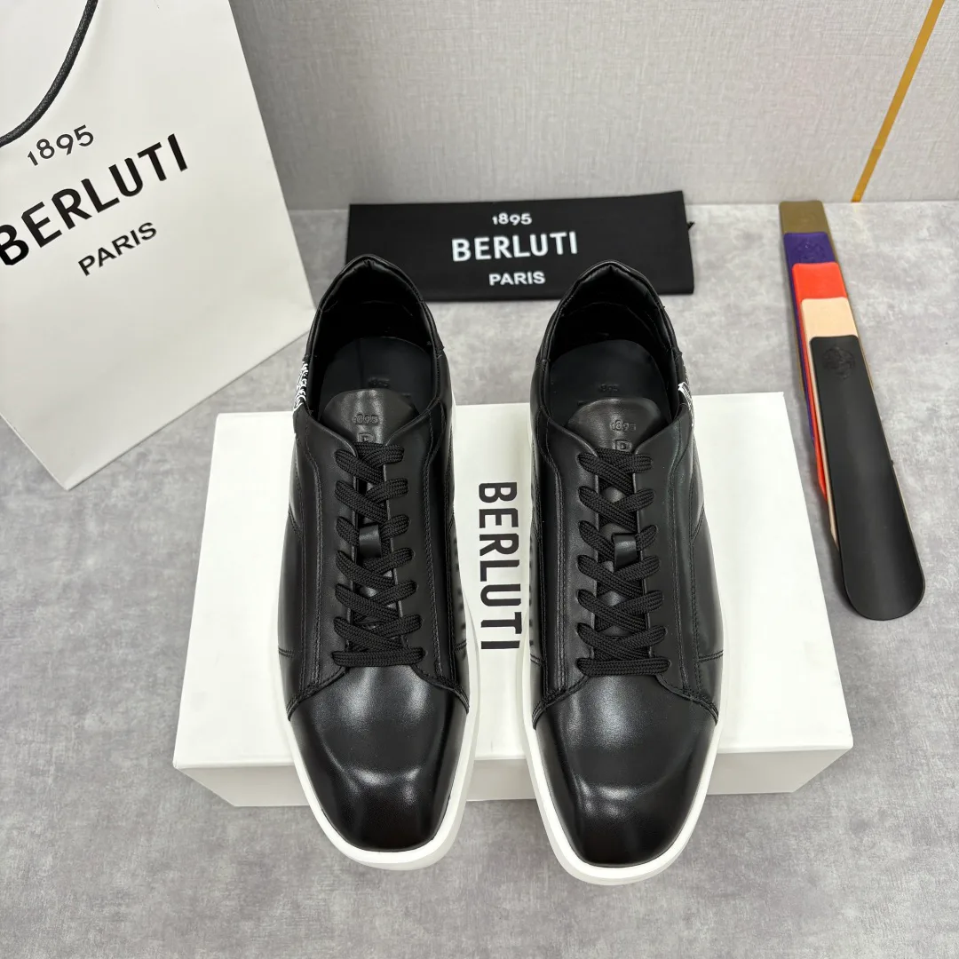 Кроссовки Мужские Berluti 18117376