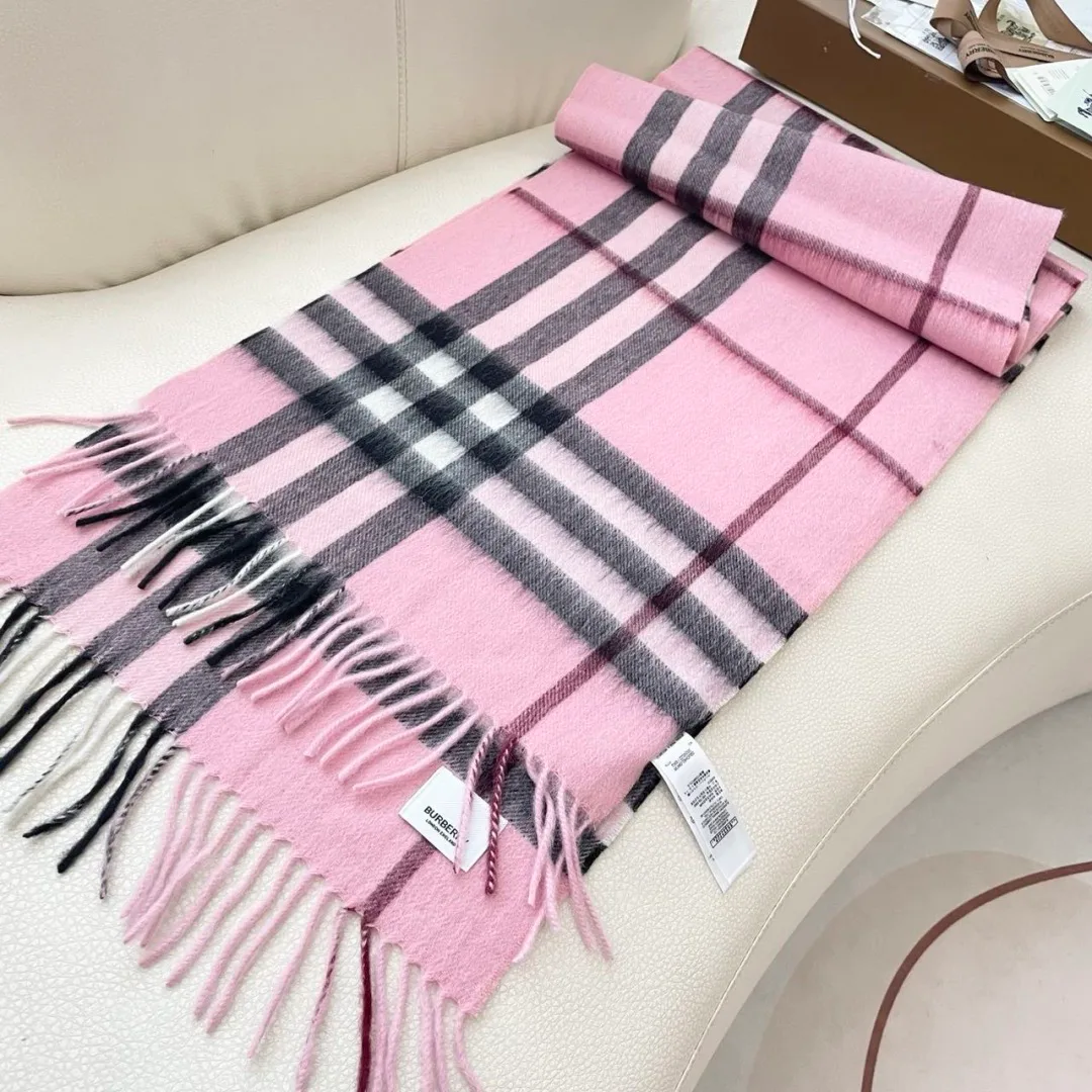 Шарфы Burberry 752709
