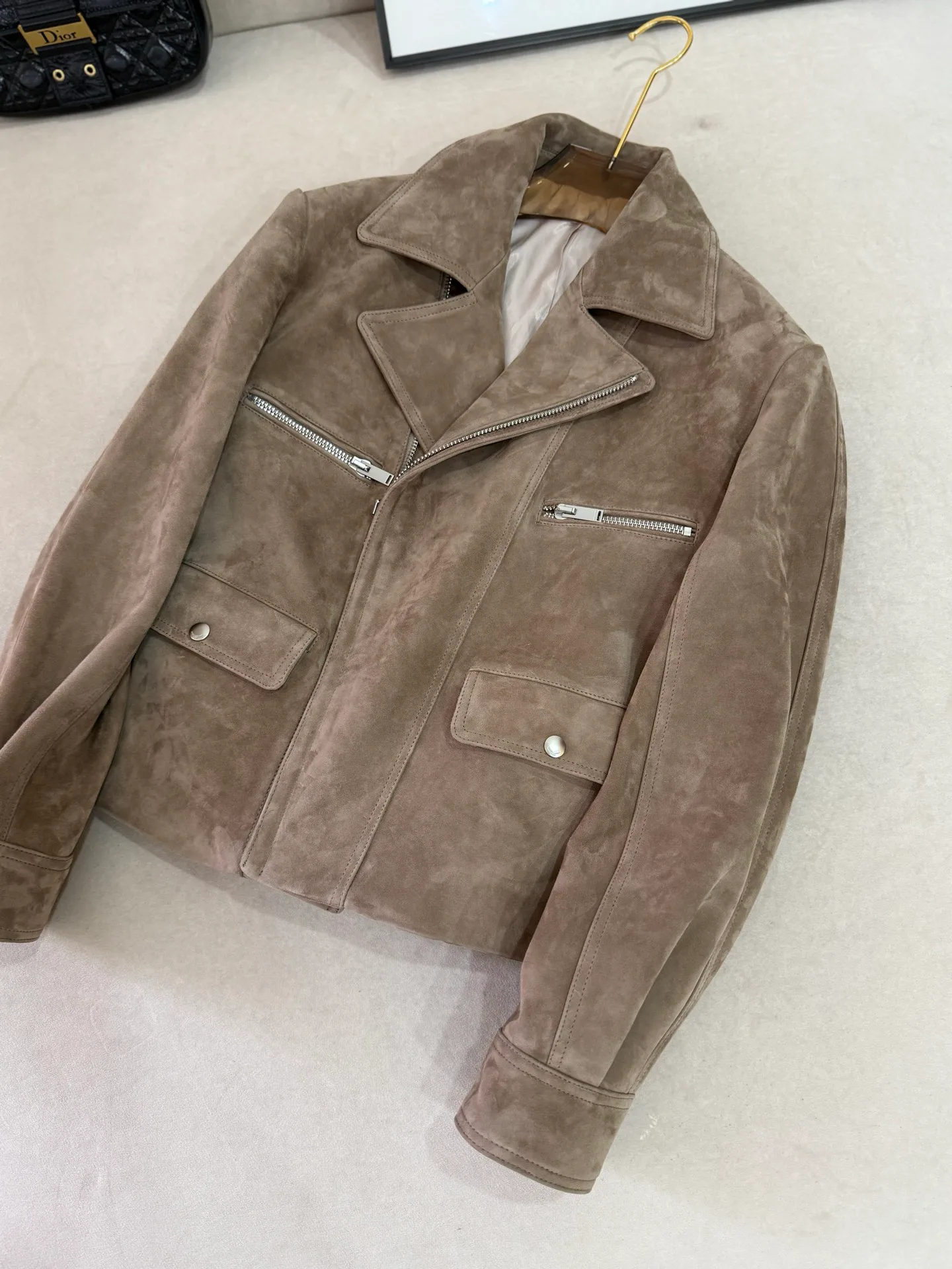 Кожаные Куртки И Дублёнки Женские Saint Laurent 18612313