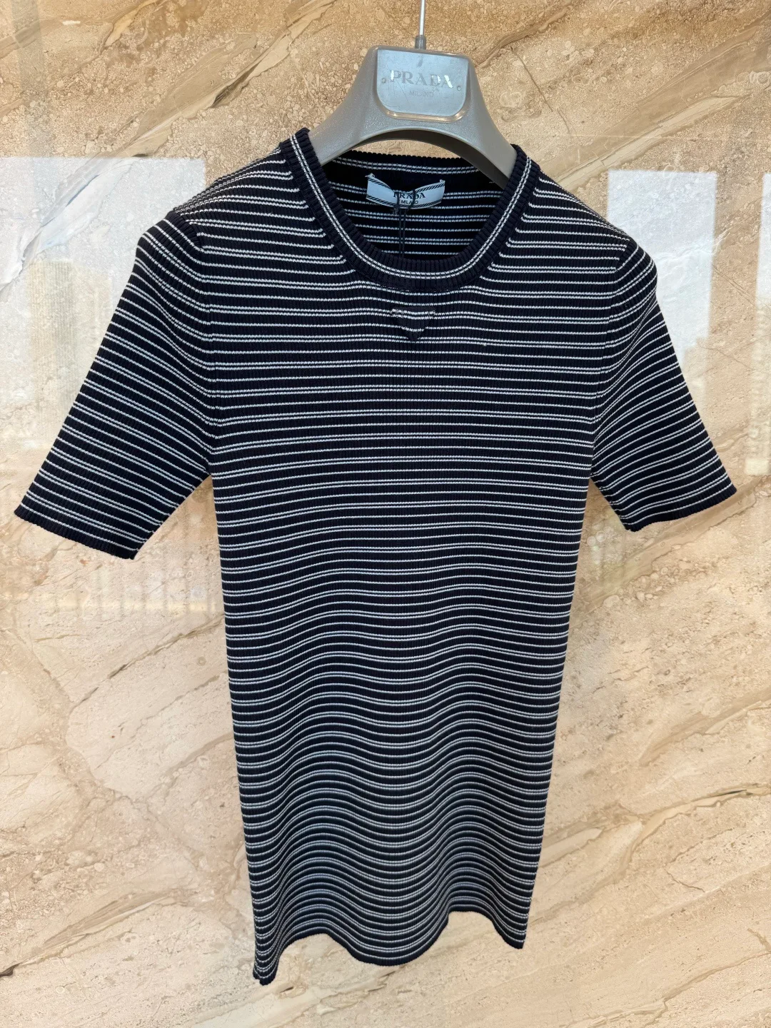 Футболки Женские Prada 11663685