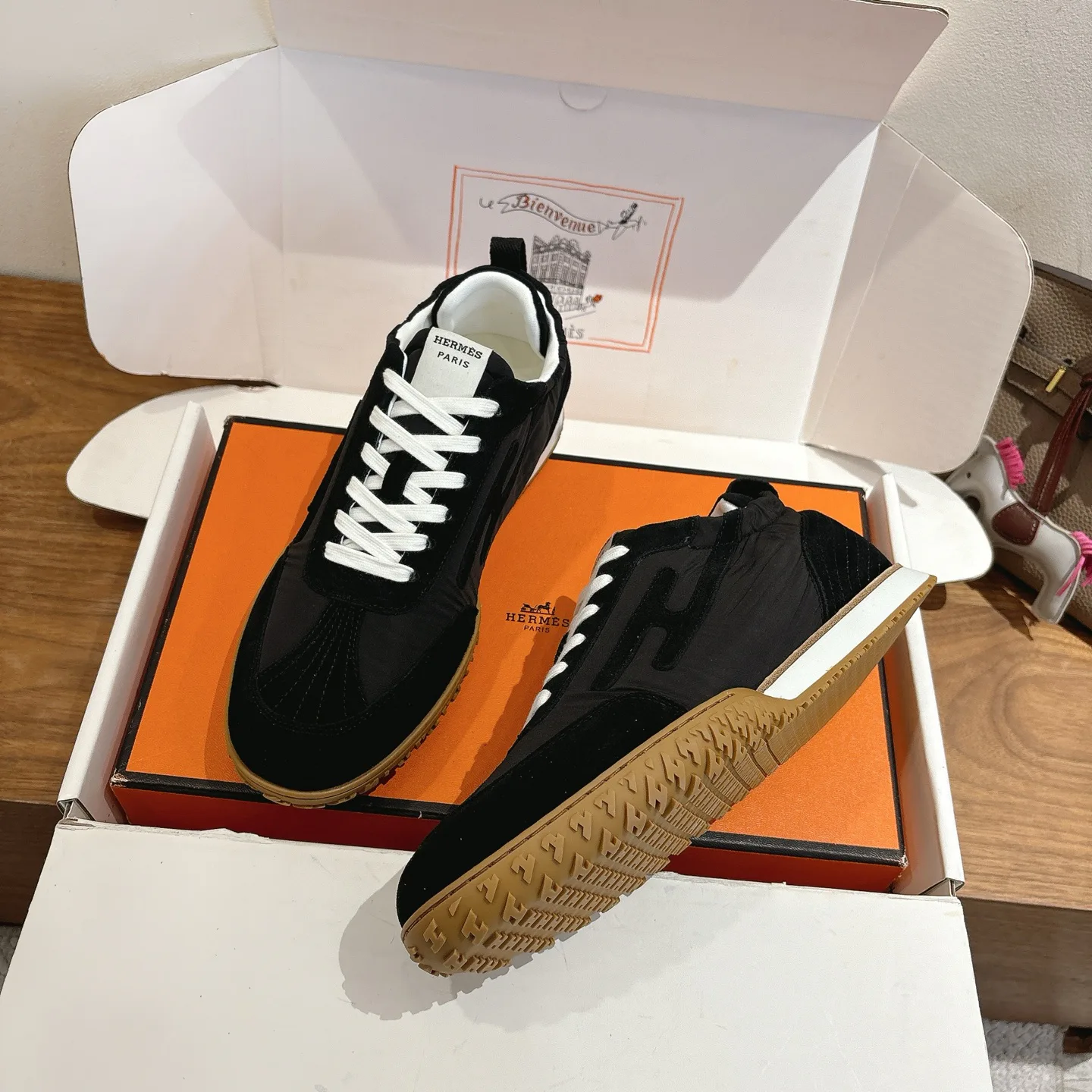 Кроссовки Женские Hermes 689301