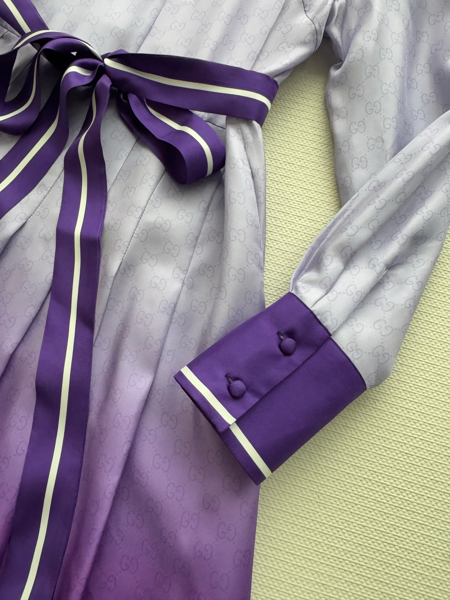 Платья Женские Gucci 1075817