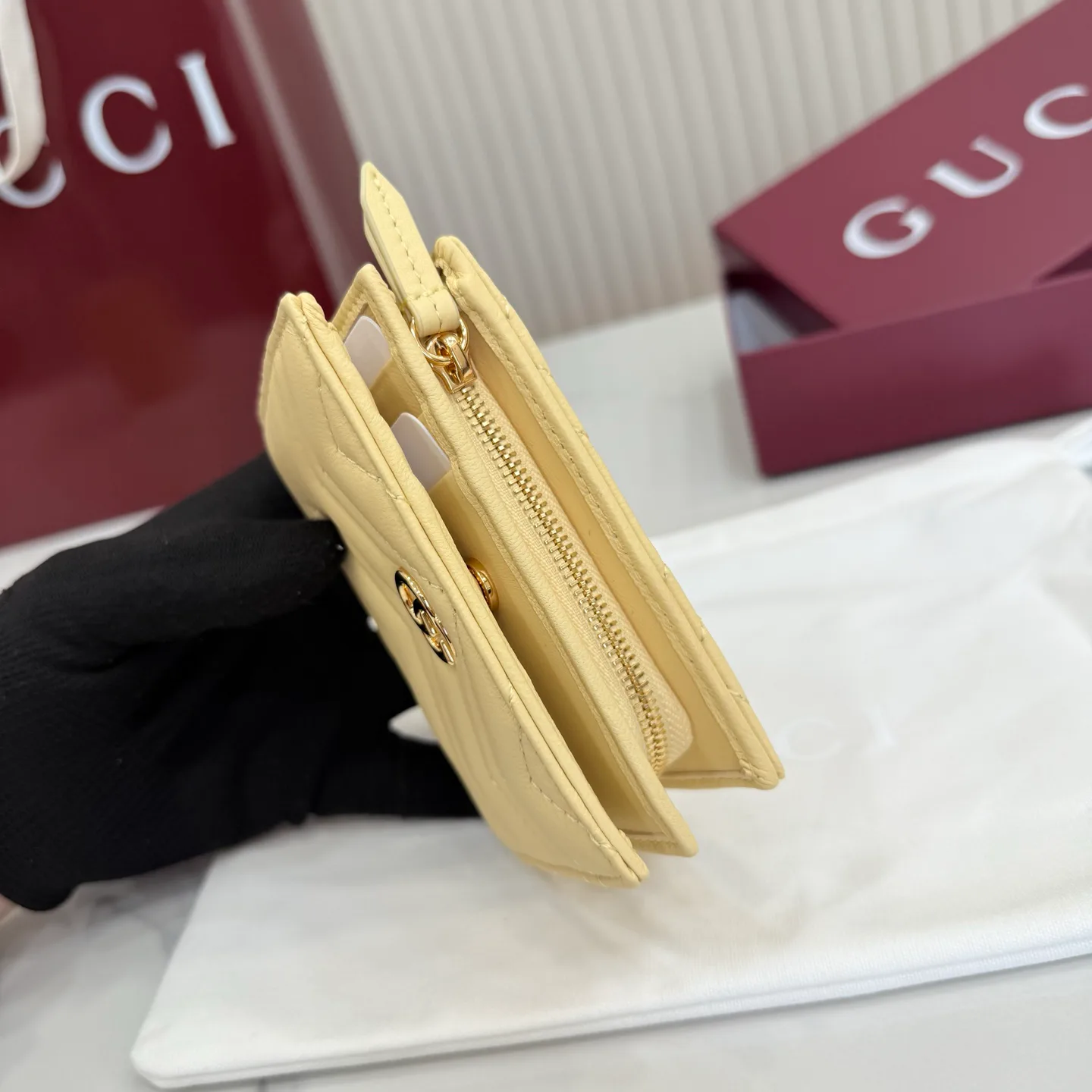 Клатчи Женские Gucci 17948236