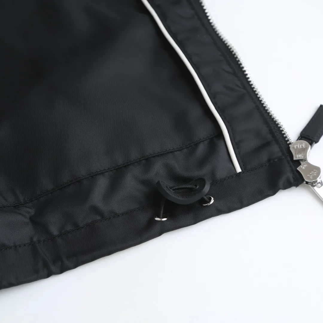 Куртки И Пуховики Женские Prada 10311590