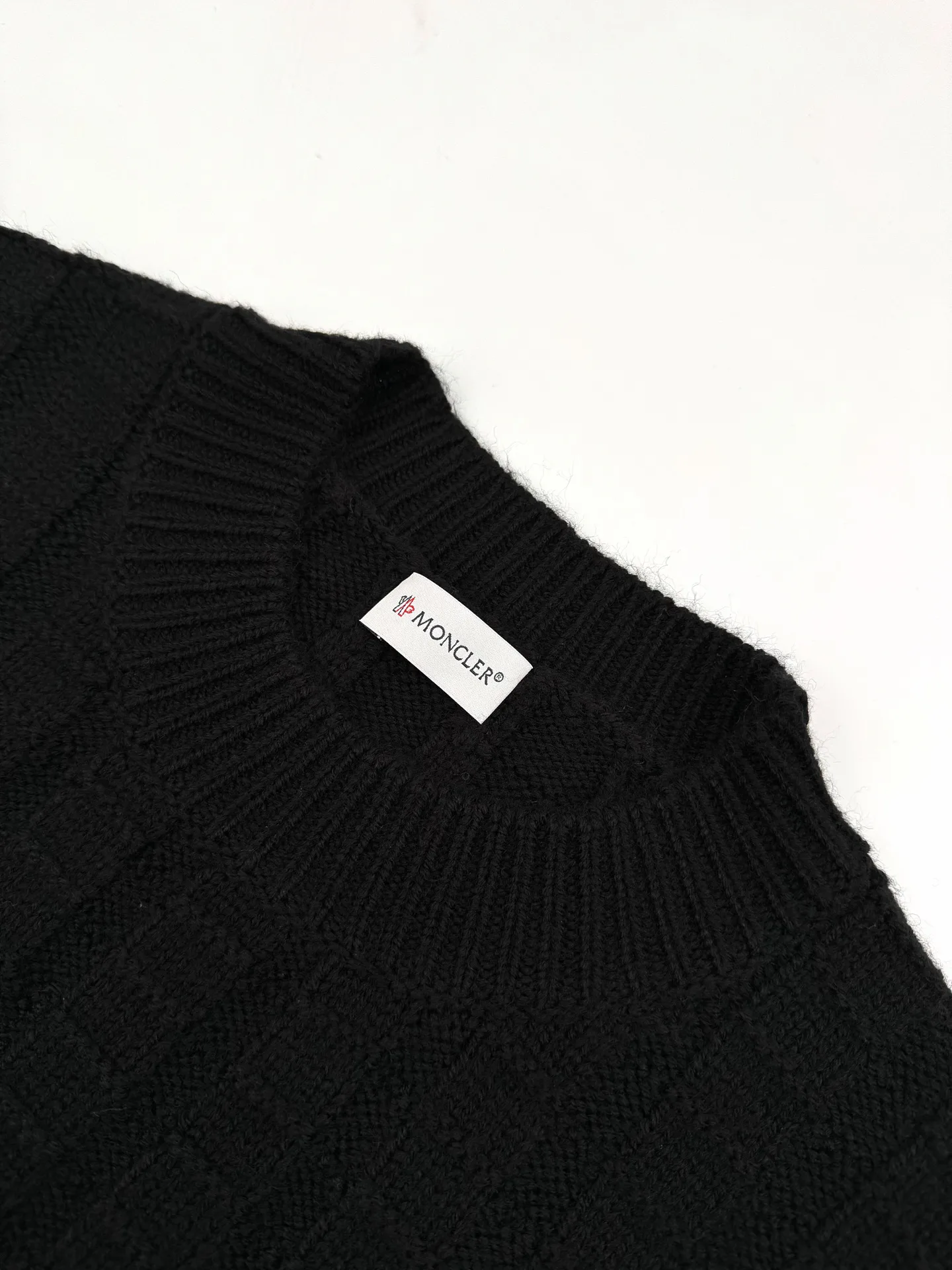 Джемперы Женские Moncler 558418