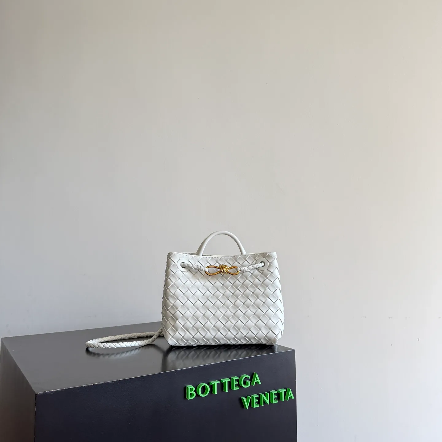 Классические Сумки Женские Bottega Veneta 18004854