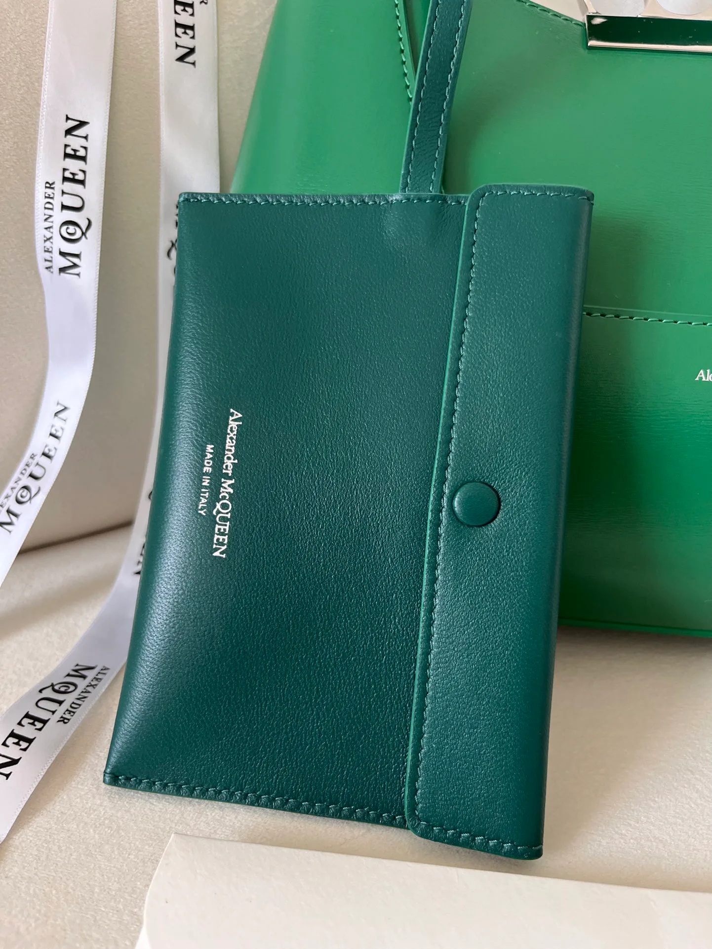 Сумки На Ремне Женские Alexander Mcqueen 11472527