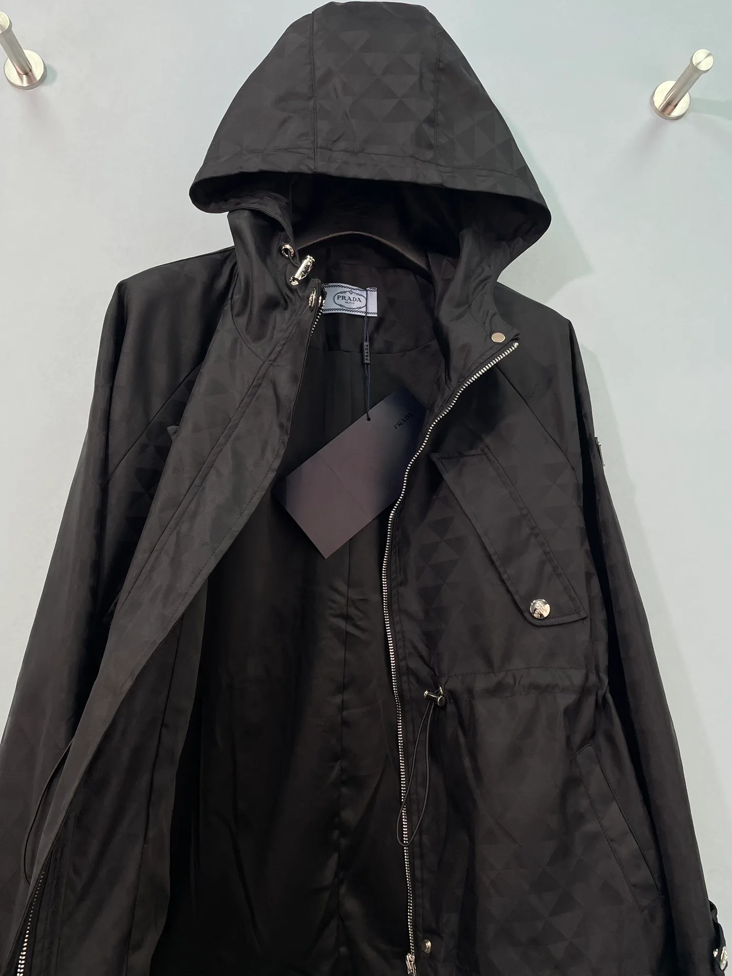 Куртки И Пуховики Женские Prada 17943339