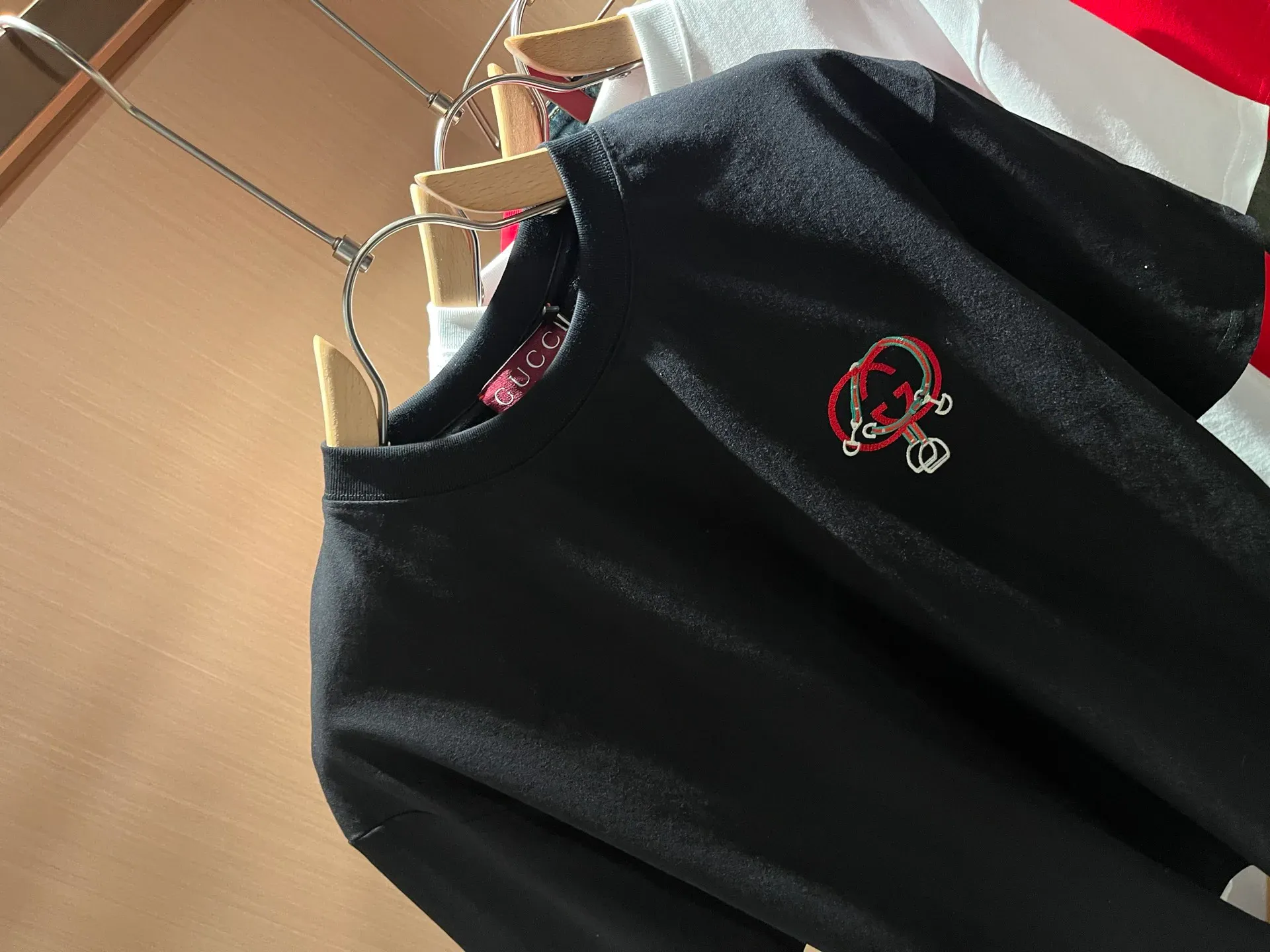 Футболки Женские Gucci 869427