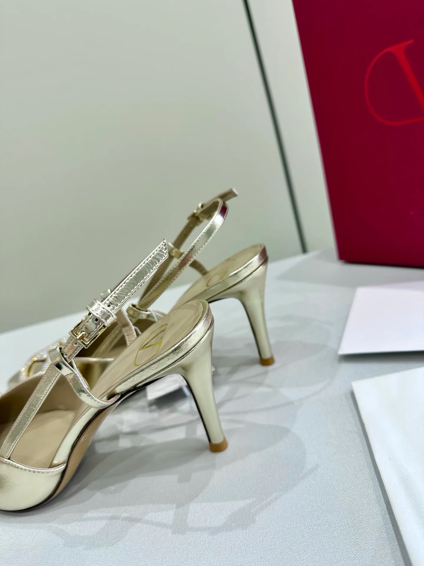 Босоножки Женские Valentino 11608829