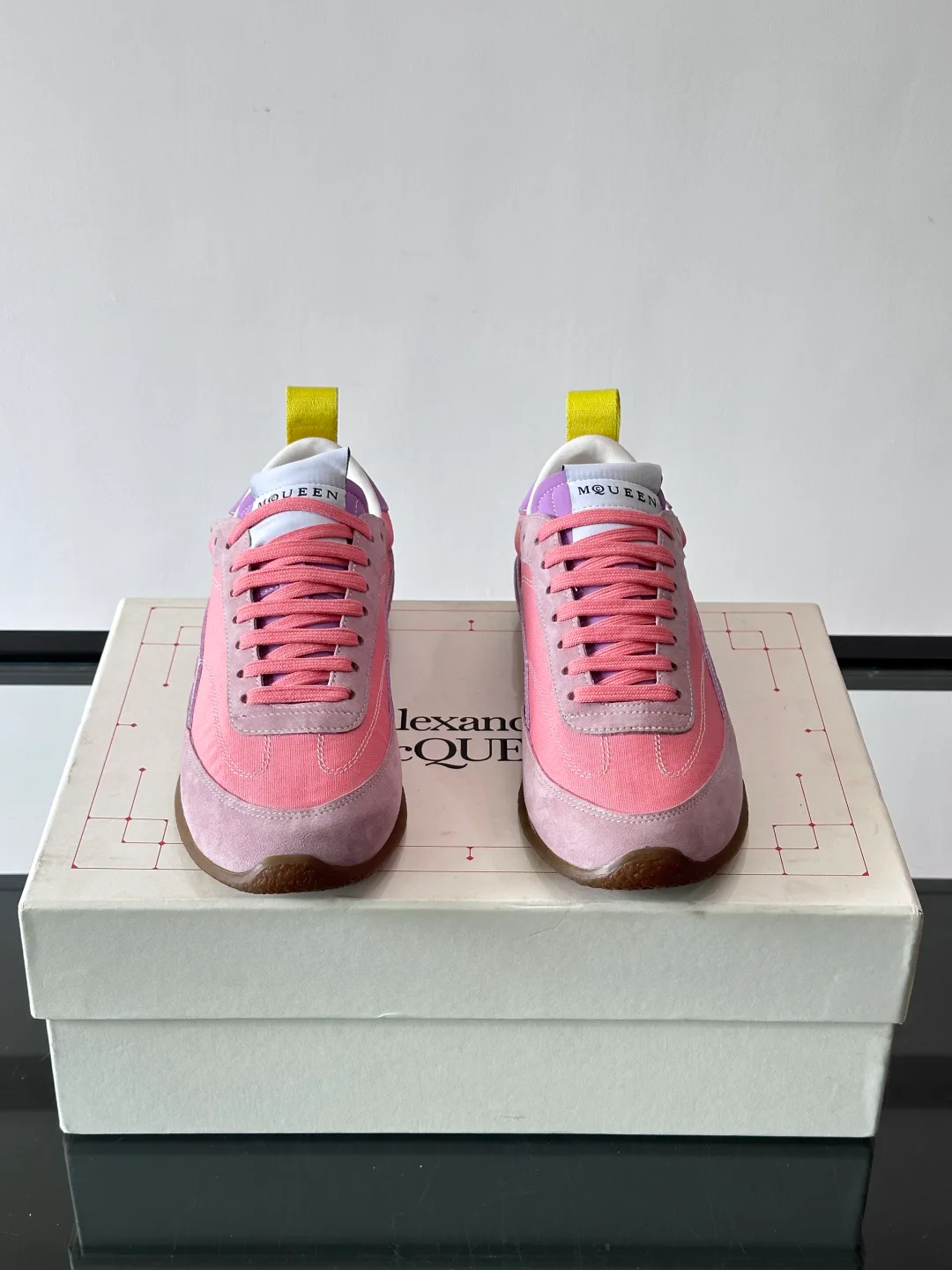 Кроссовки Женские Alexander Mcqueen 11228436