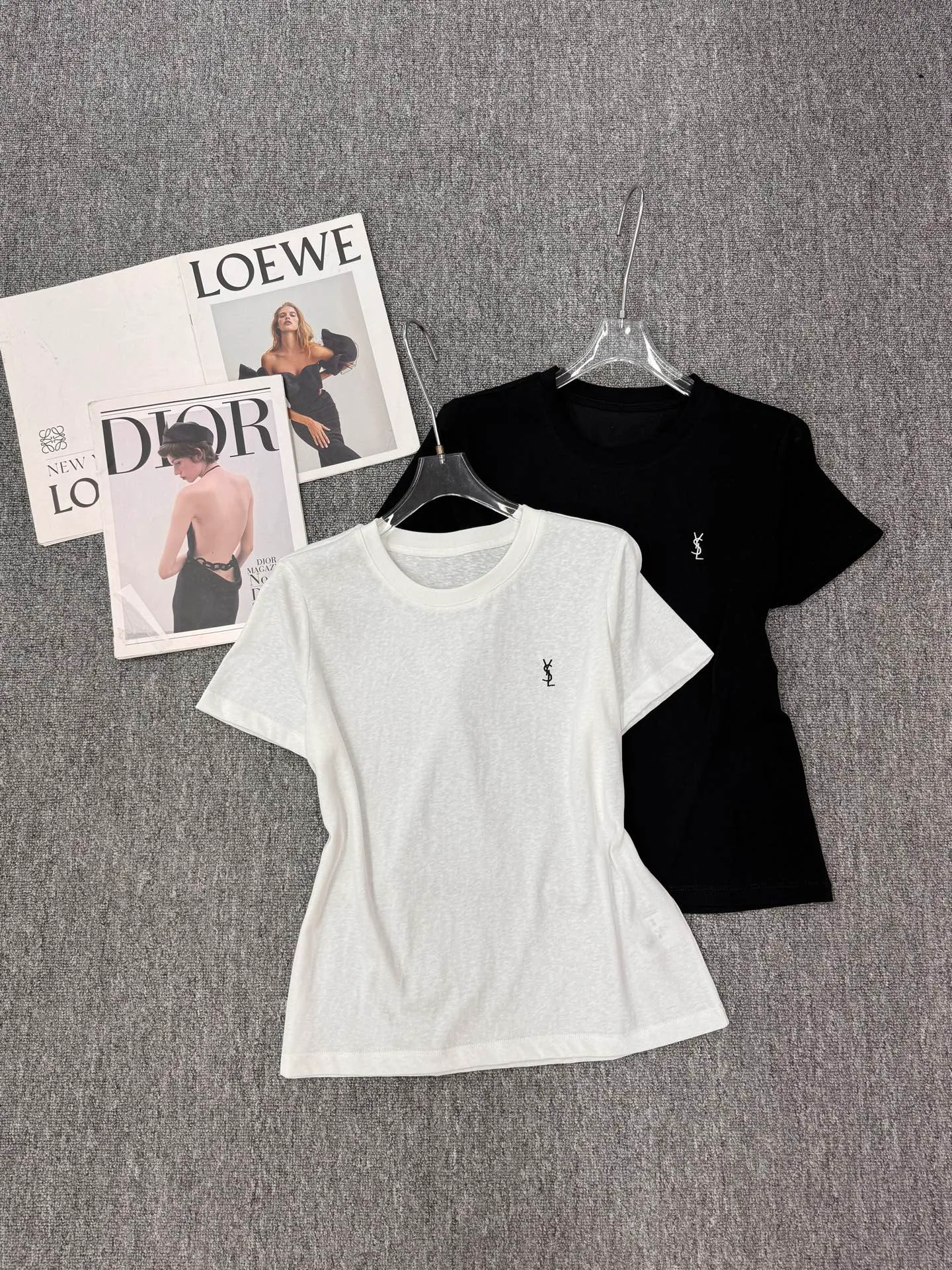 Футболки Женские Saint Laurent 11513350