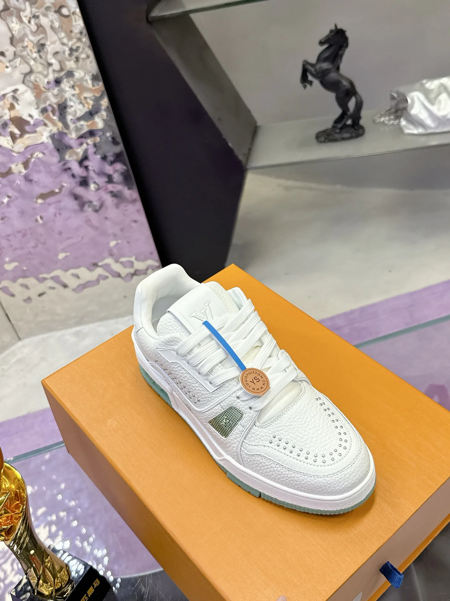 Кроссовки Женские Louis Vuitton 5061388