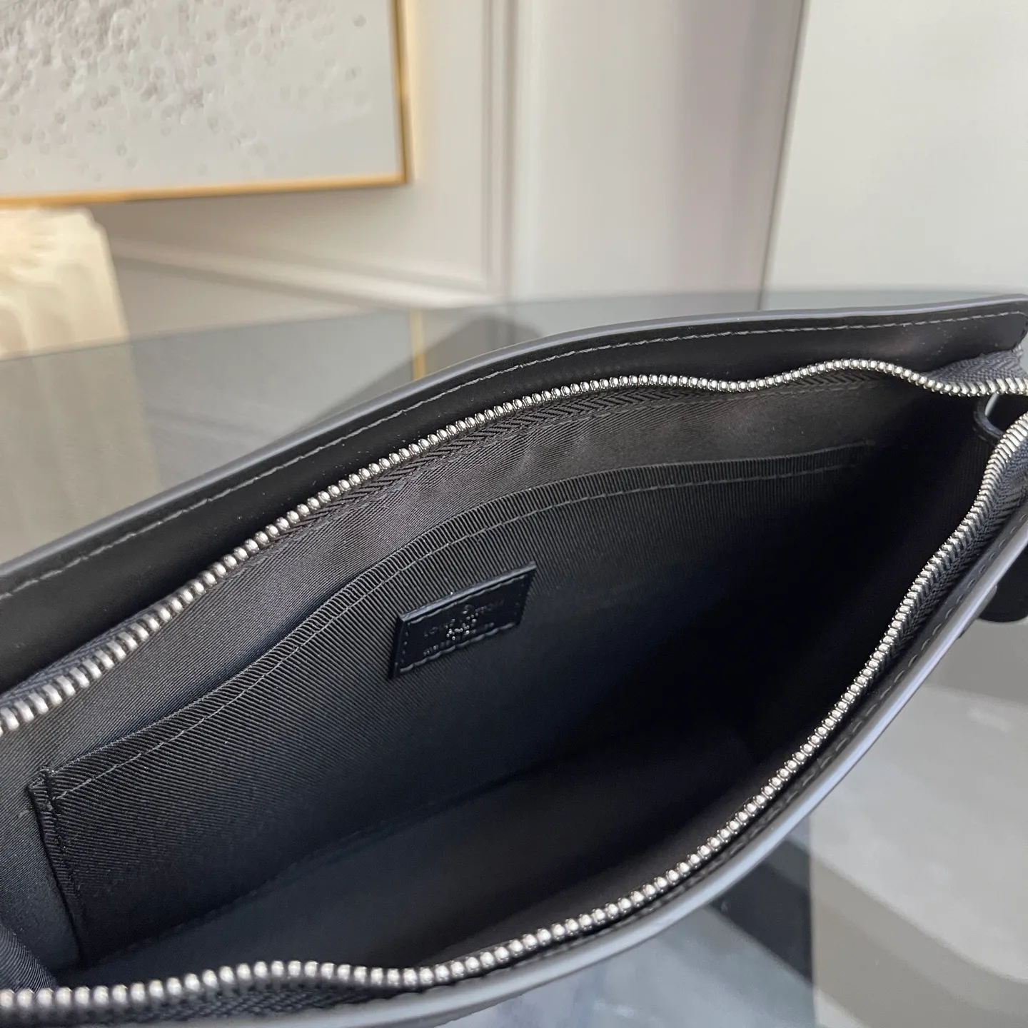 Клатчи Женские Louis Vuitton 11668948
