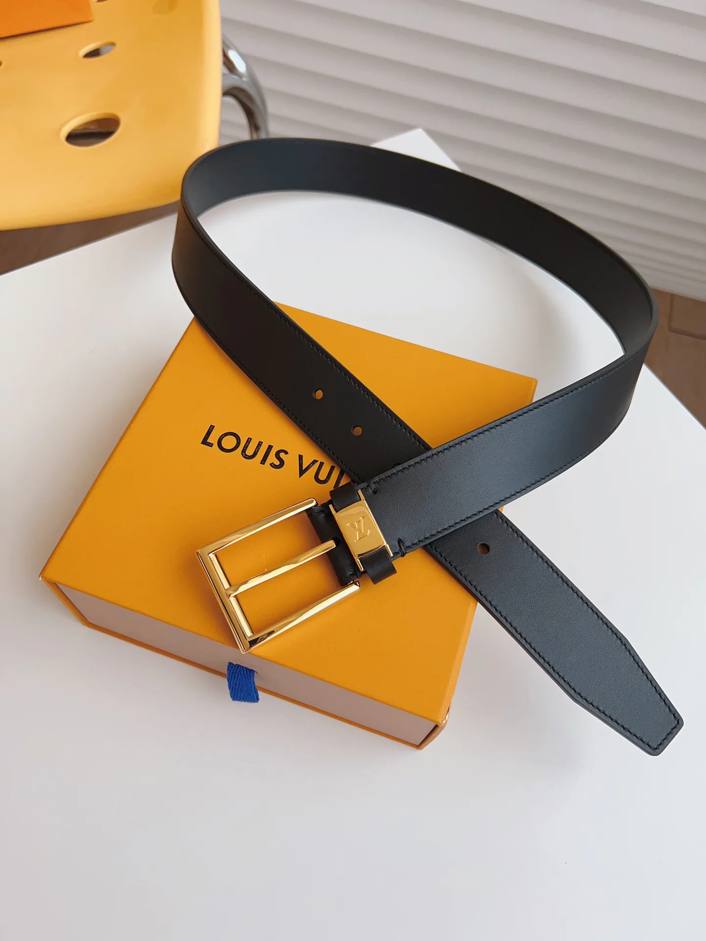 Ремни Louis Vuitton 14066093