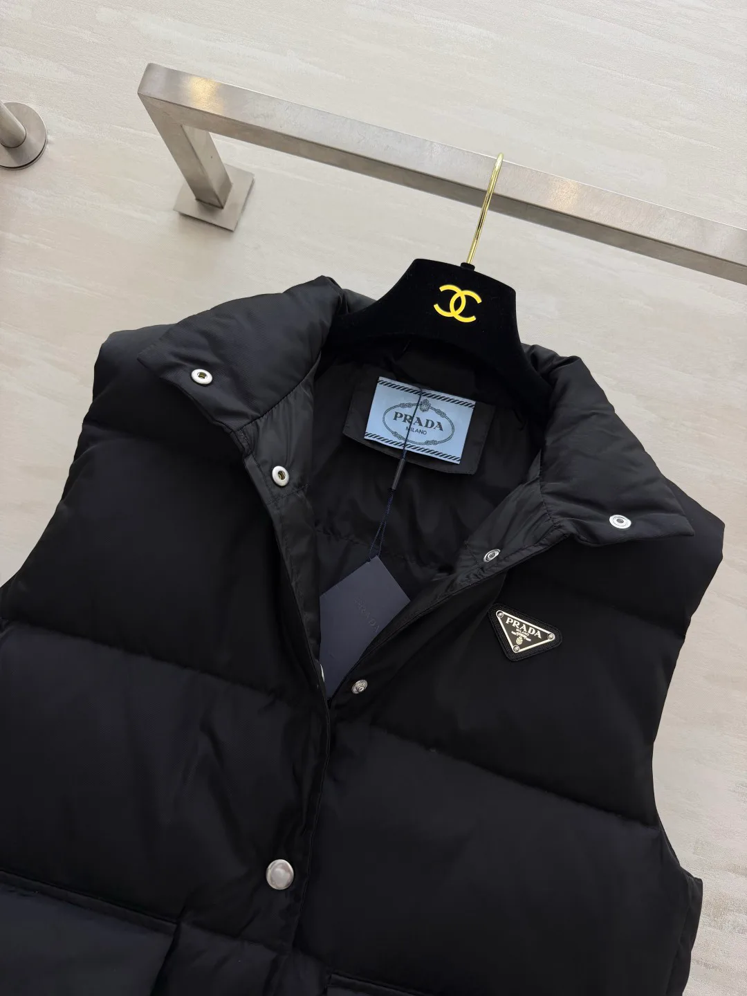 Жилеты Женские Prada 18325294