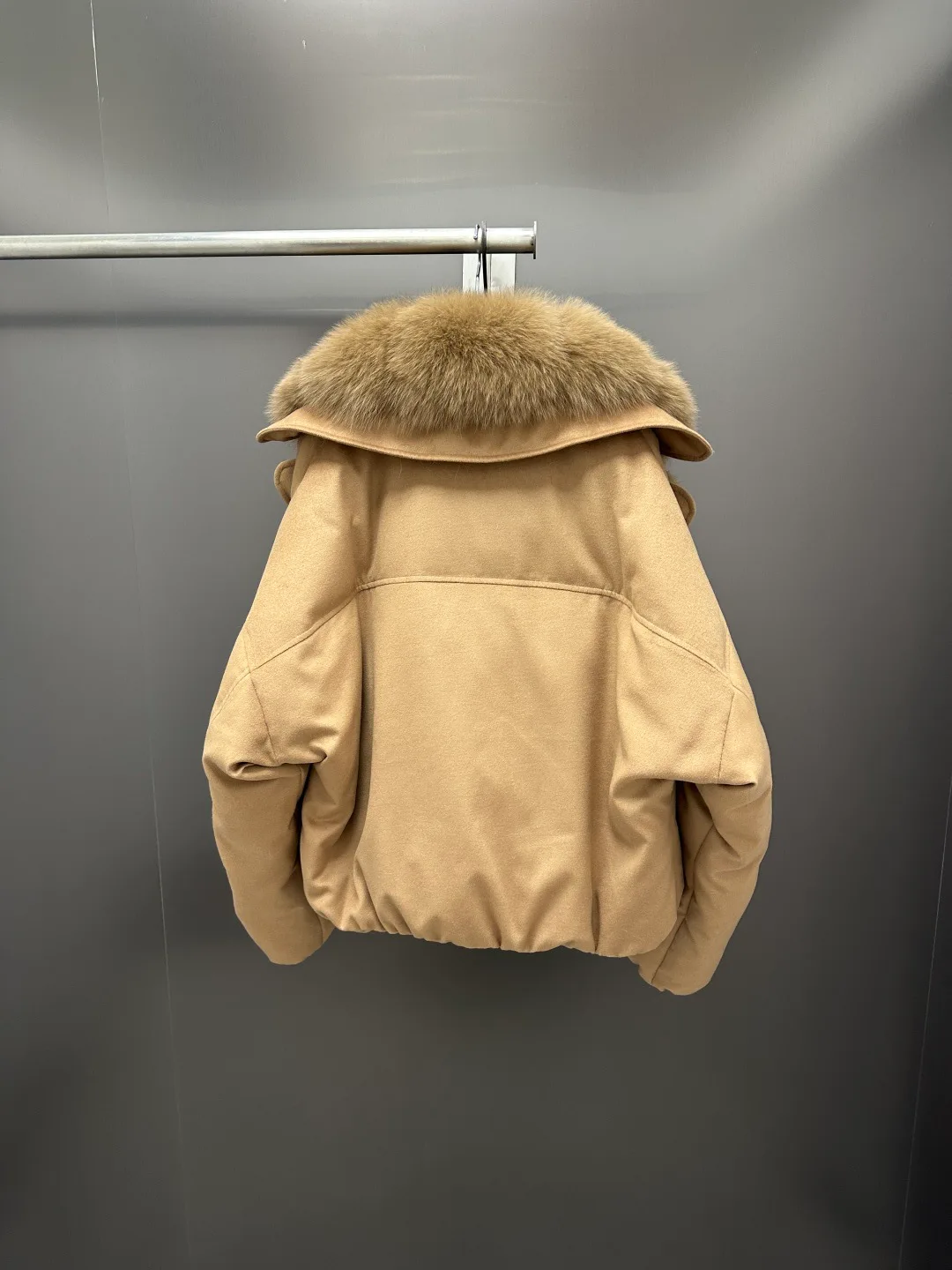 Куртки И Пуховики Женские Max Mara 18226695