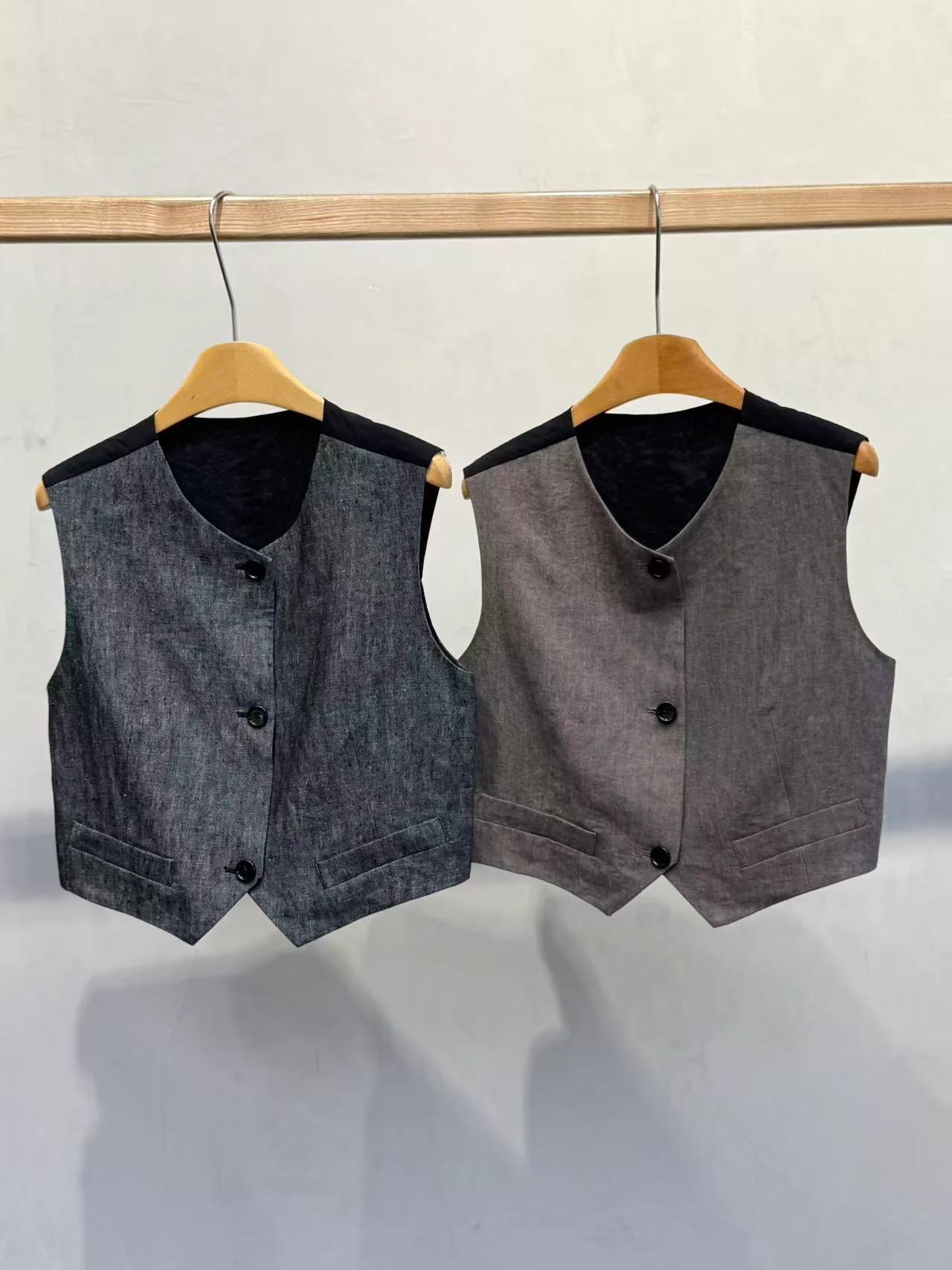 Жилеты Женские Brunello Cucinelli 11385547