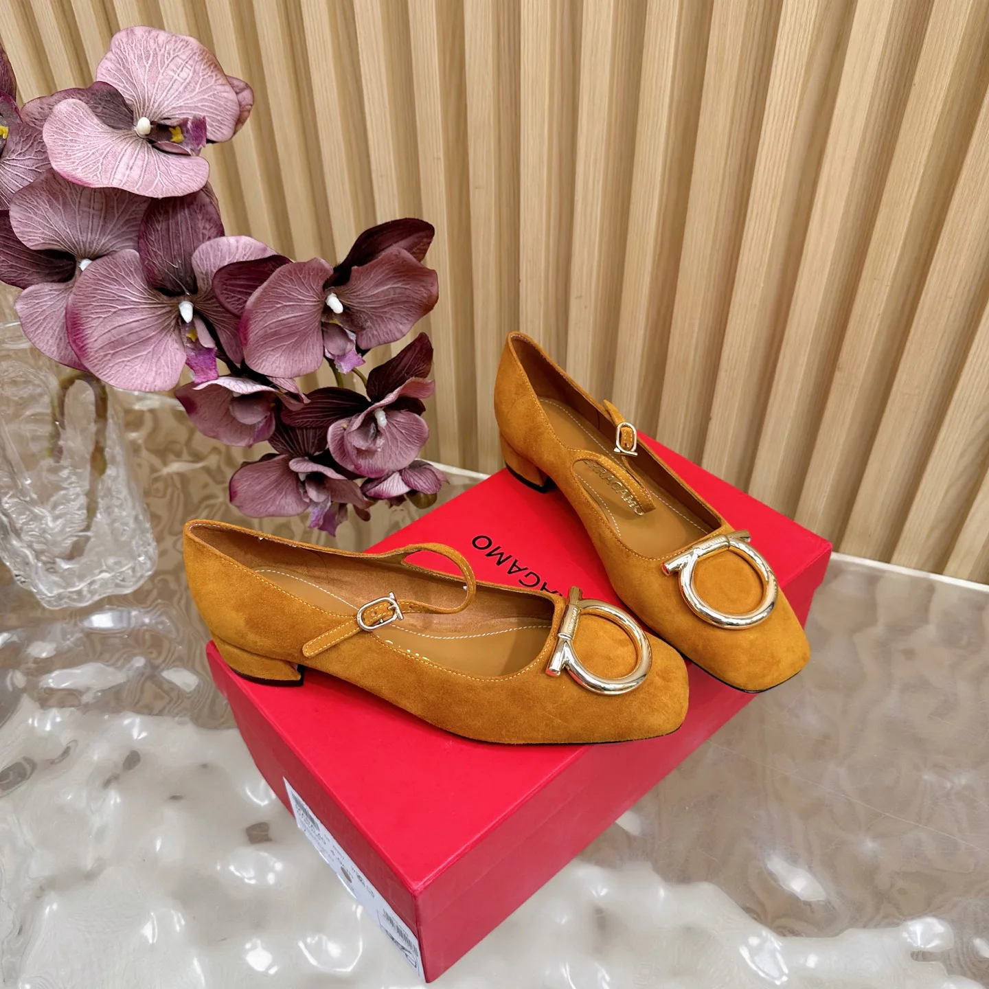 Туфли Женские Salvatore Ferragamo 113688